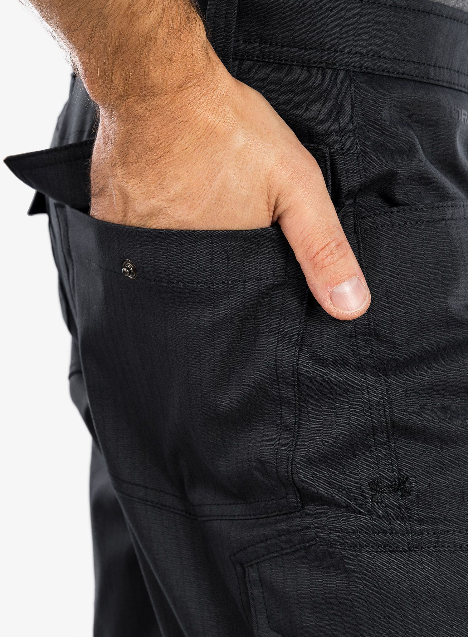 Hlače Under Armour Enduro Cargo Pant - black