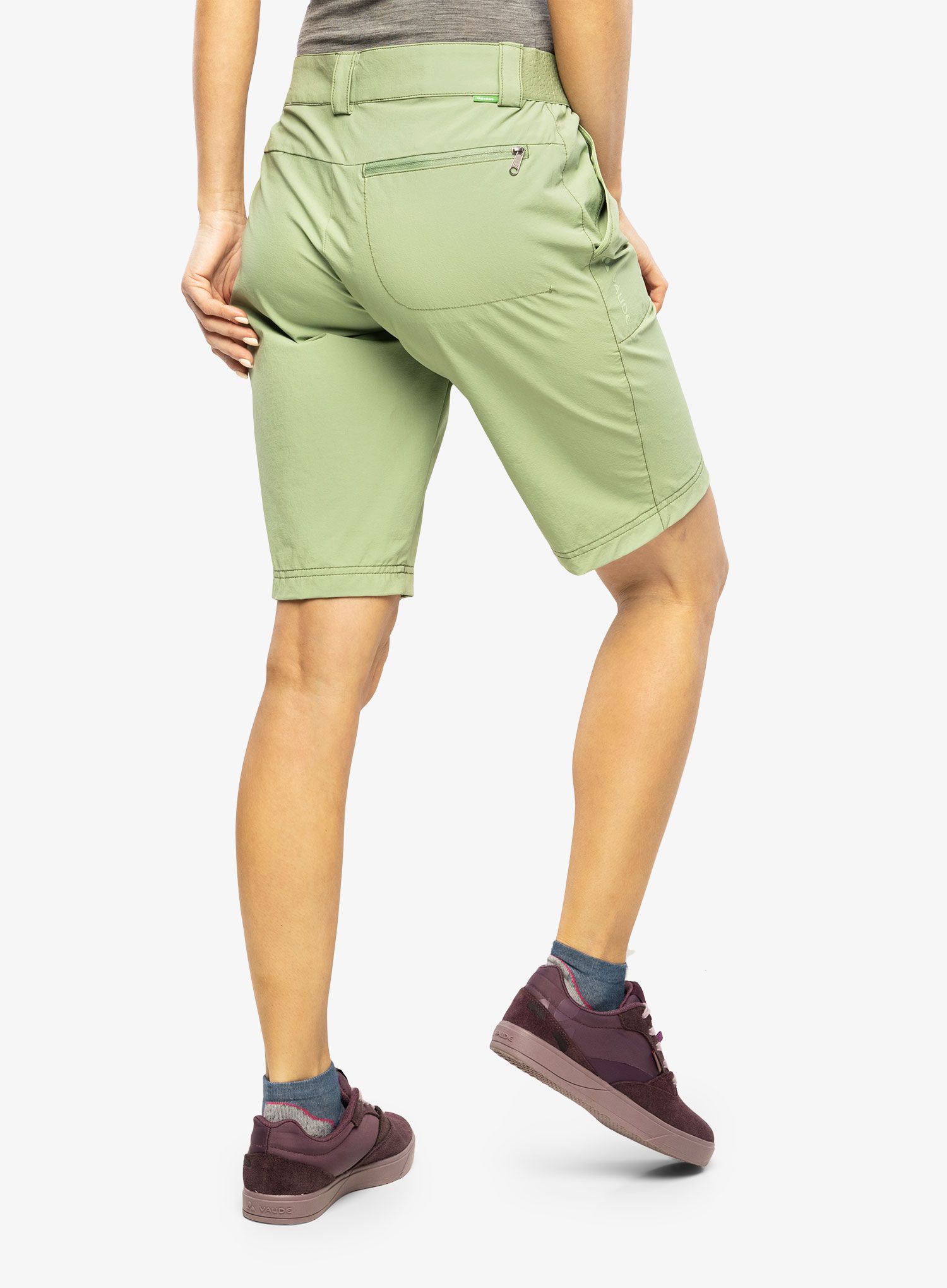 Ženske planinarske kratke hlače Vaude Farley Stretch Shorts II - willow green