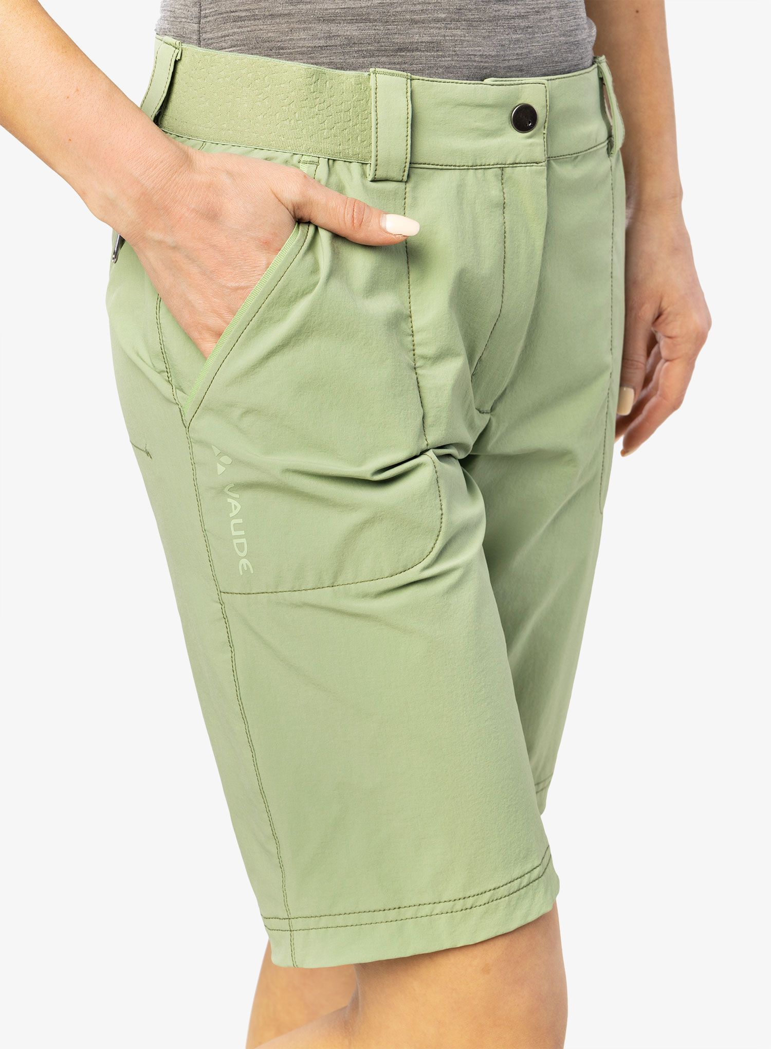 Ženske planinarske kratke hlače Vaude Farley Stretch Shorts II - willow green