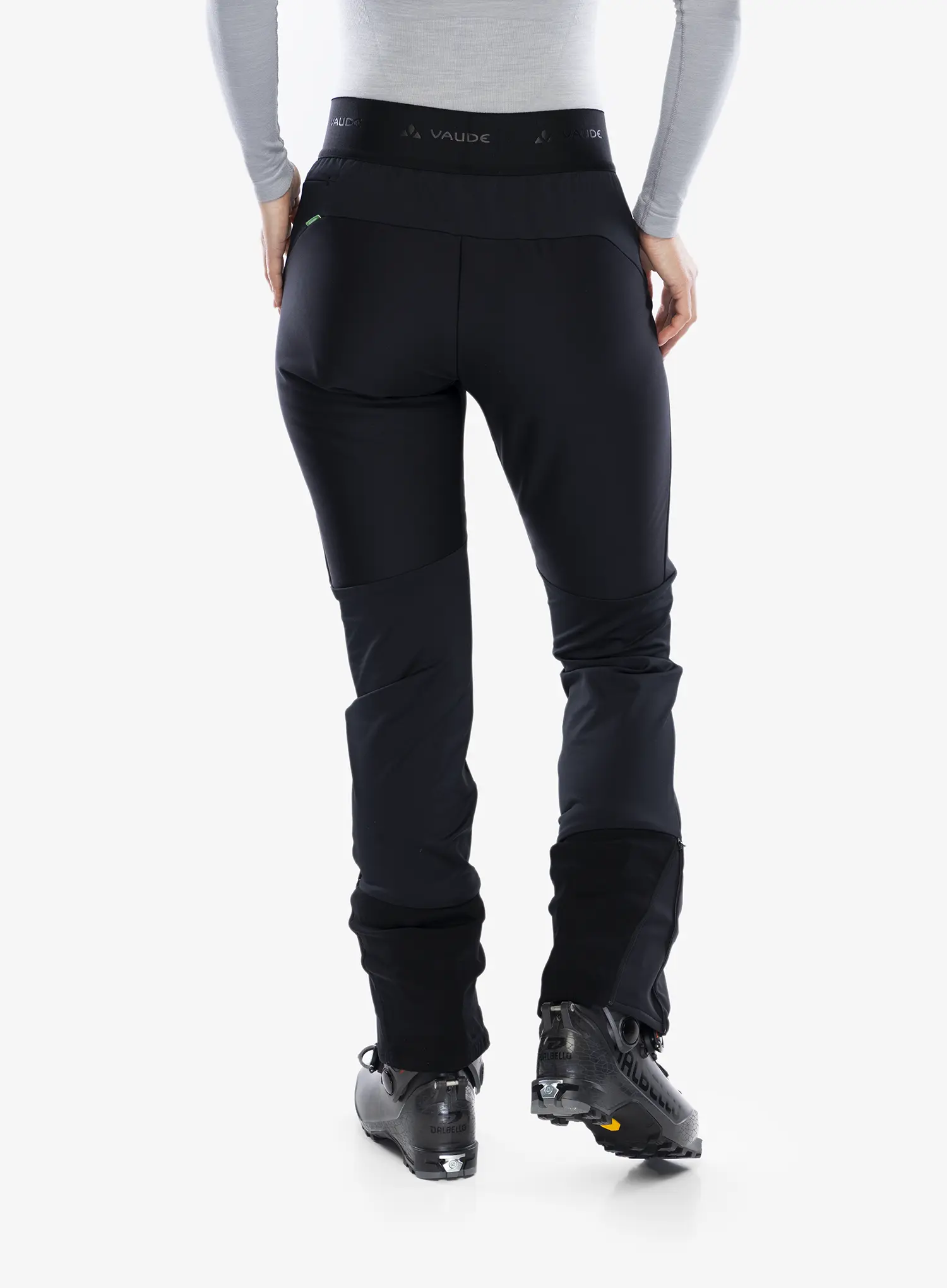 Ženske softshell hlače Vaude Larice Core Pants - black
