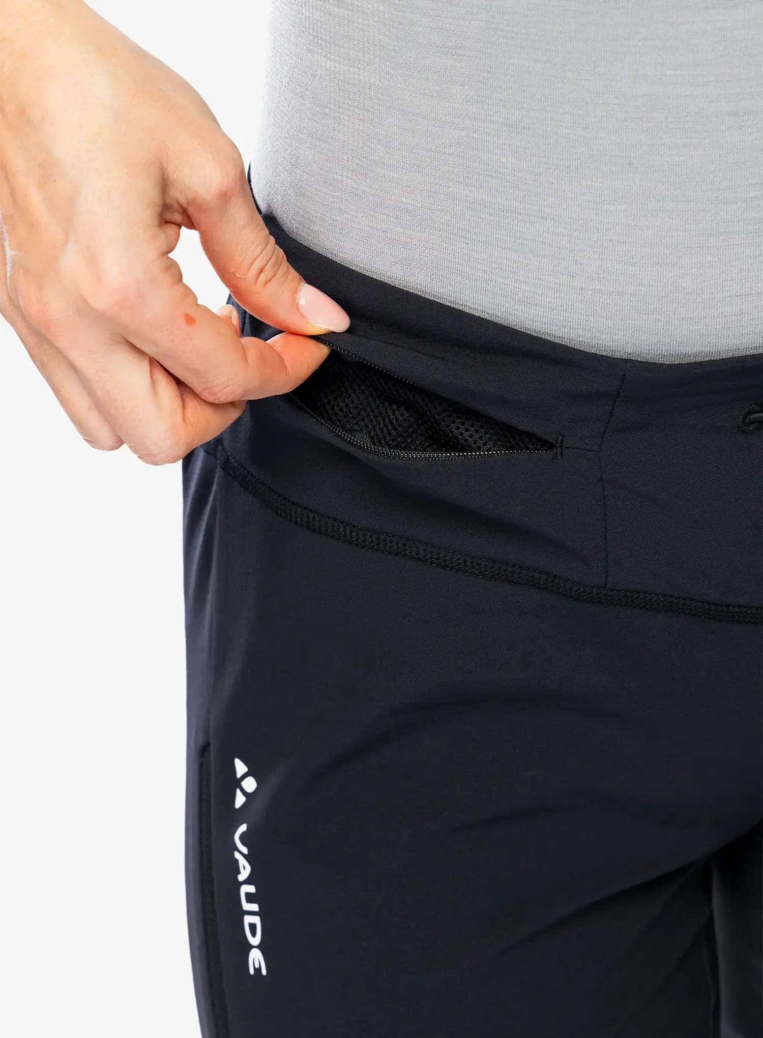 Ženske softshell hlače Vaude Larice Light Pants III - black