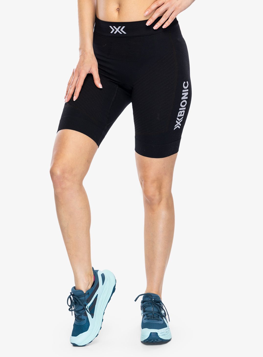 Ženske kratke hlače X-Bionic Invent 4.0 Running Shorts - opal black/arctic white