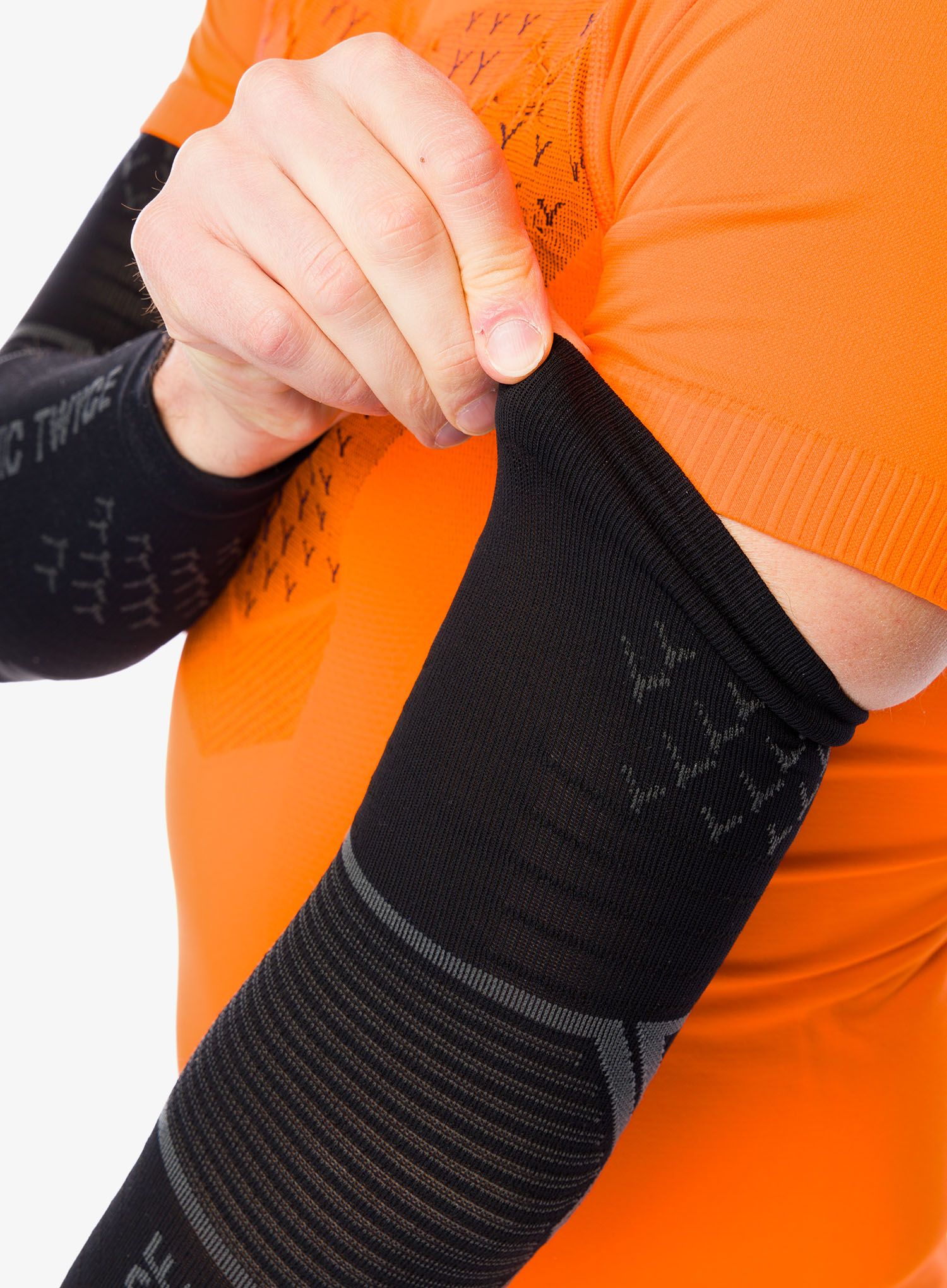 Kompresijske rukavi X-Bionic Twyce Armsleeve - black/charcoal