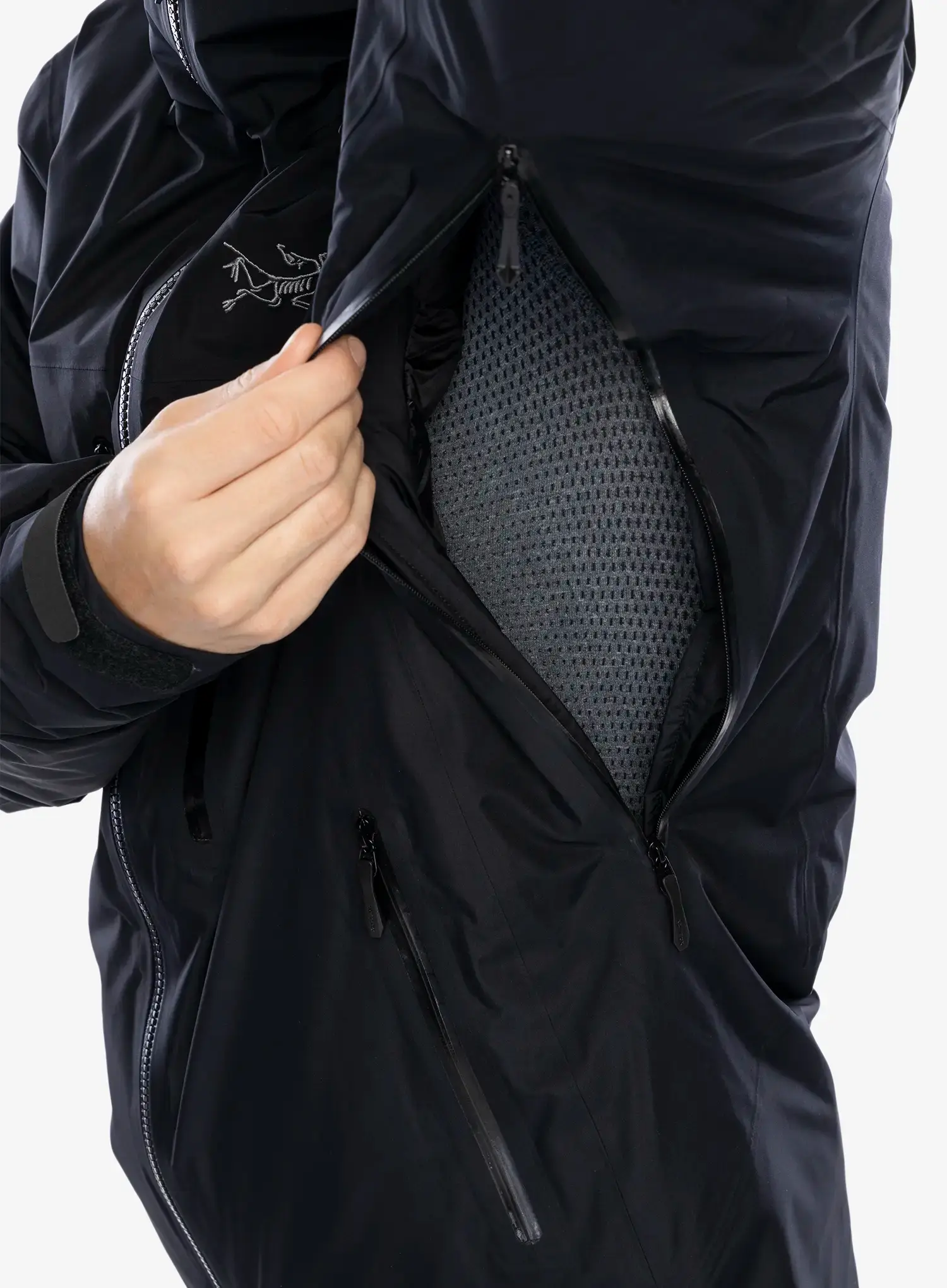 Pernata jakna Arcteryx Beta Down Insulated Jacket - black
