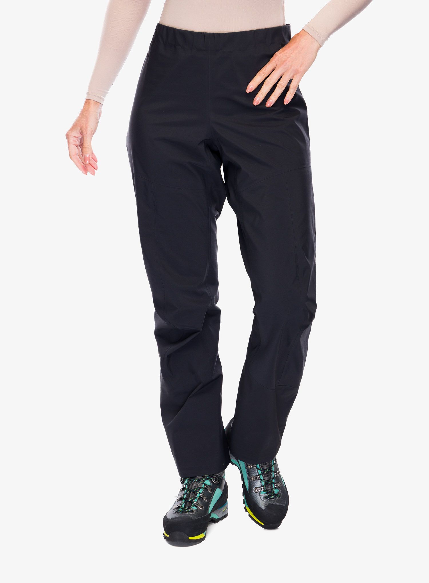 Ženske GORE-TEX hlače Arcteryx Beta Pant Regular - black
