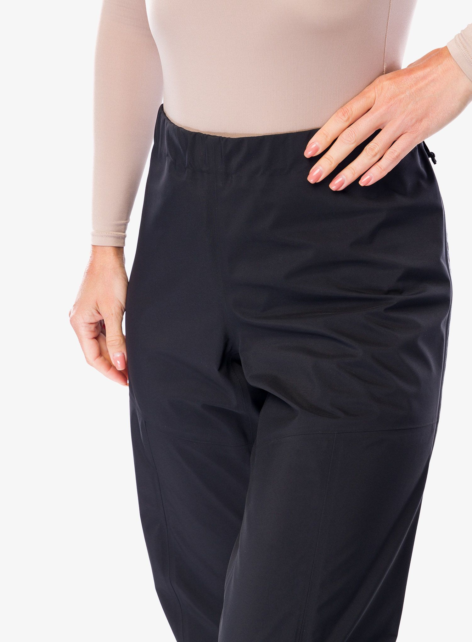 Ženske GORE-TEX hlače Arcteryx Beta Pant Regular - black
