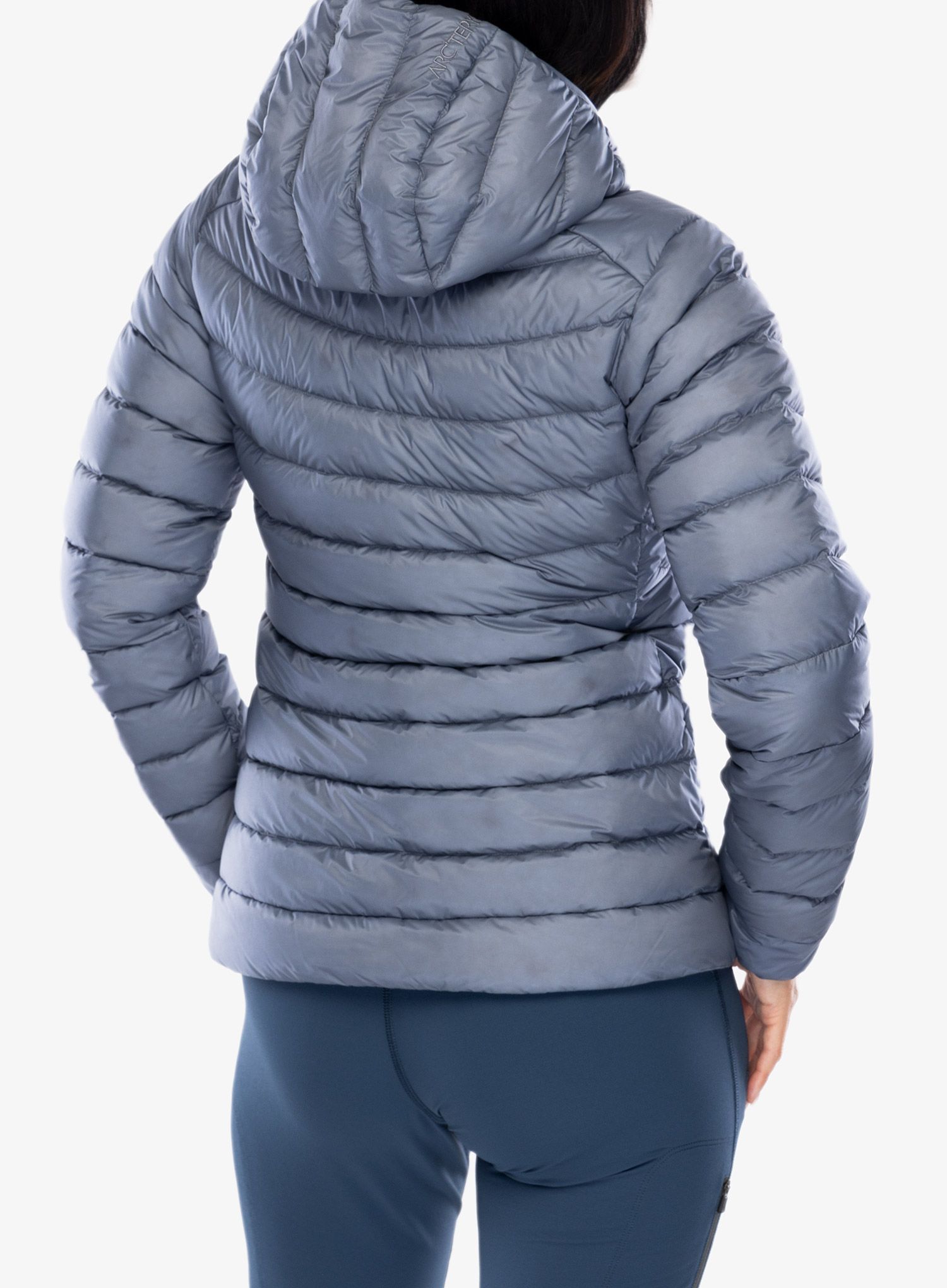 Ženska perjana jakna Arcteryx Cerium Hoody - stratus