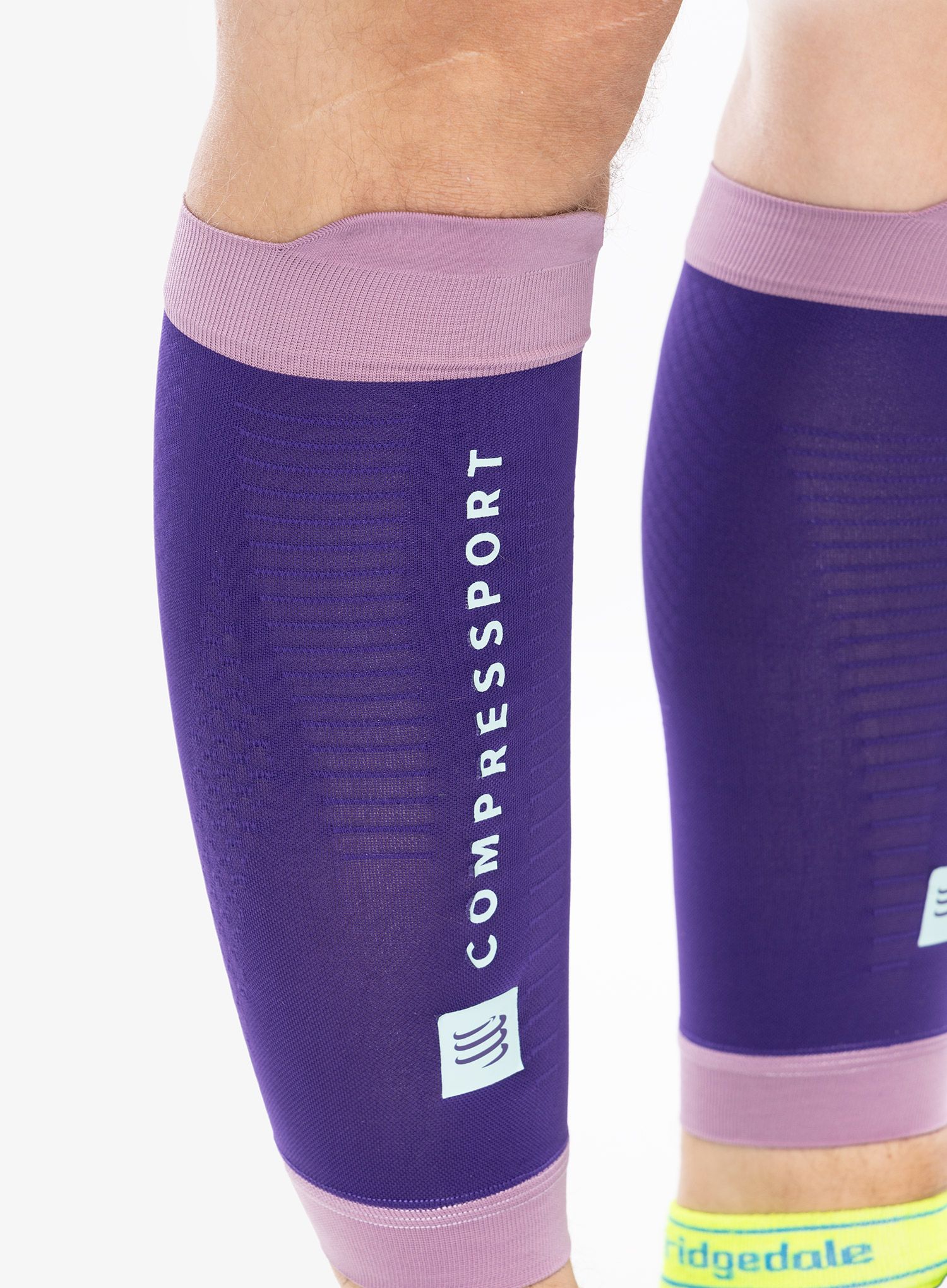 Kompresijske nogavice Compressport R2 3.0 - purple/grape