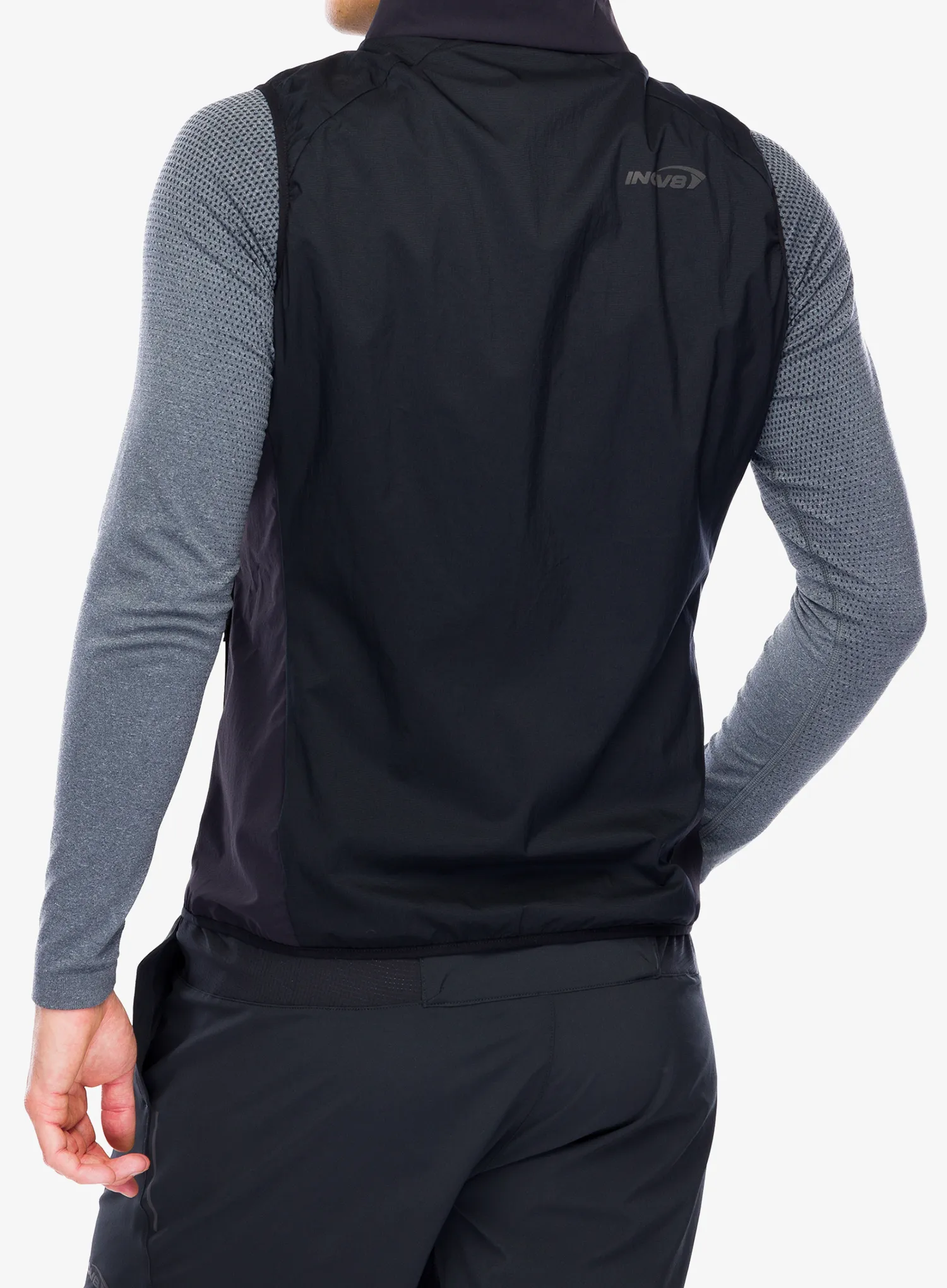 Prsluk Inov-8 Performance Hybrid Gilet - black