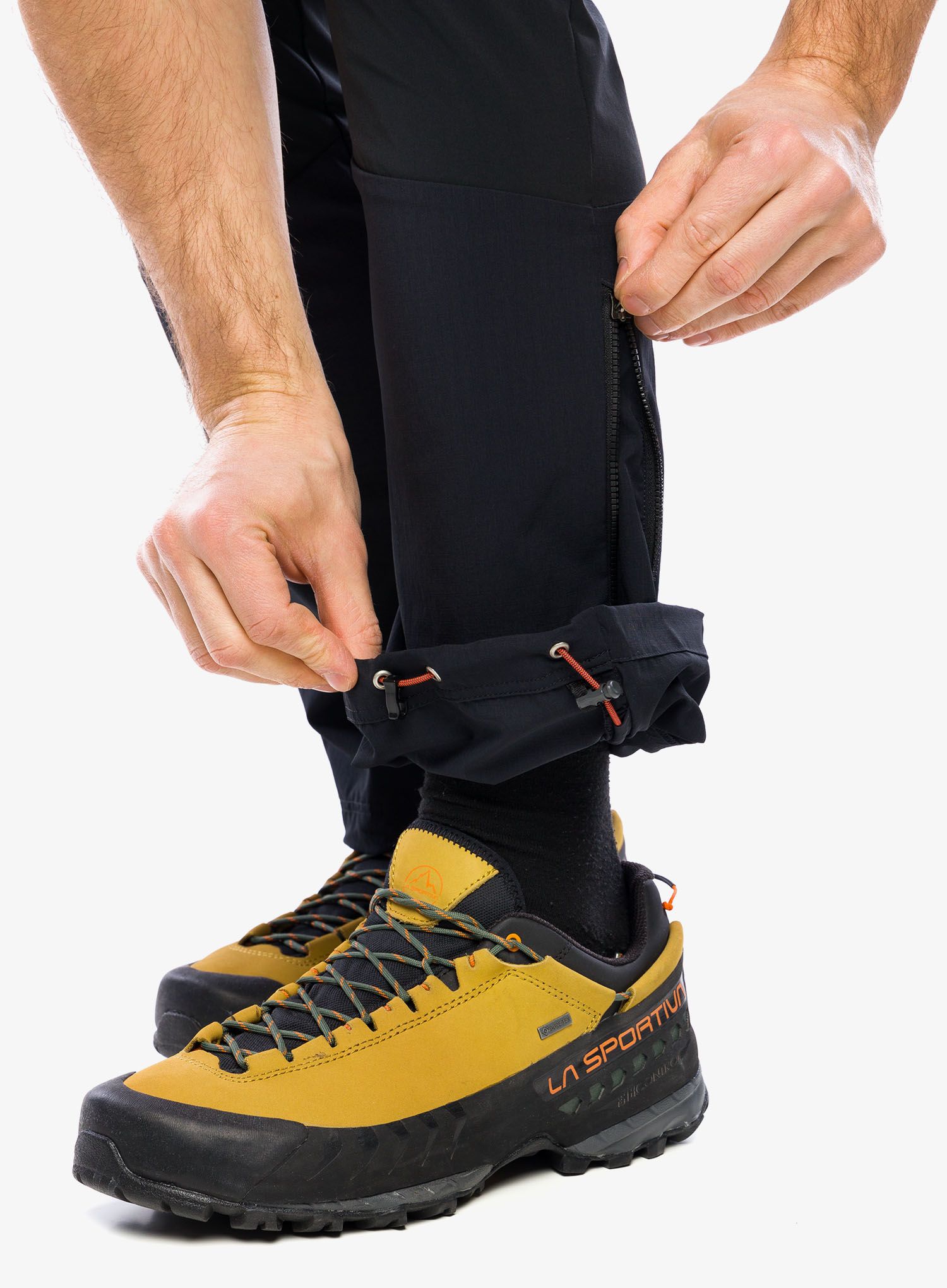 Trekking hlače La Sportiva Monument Pant - black/cherry tomato