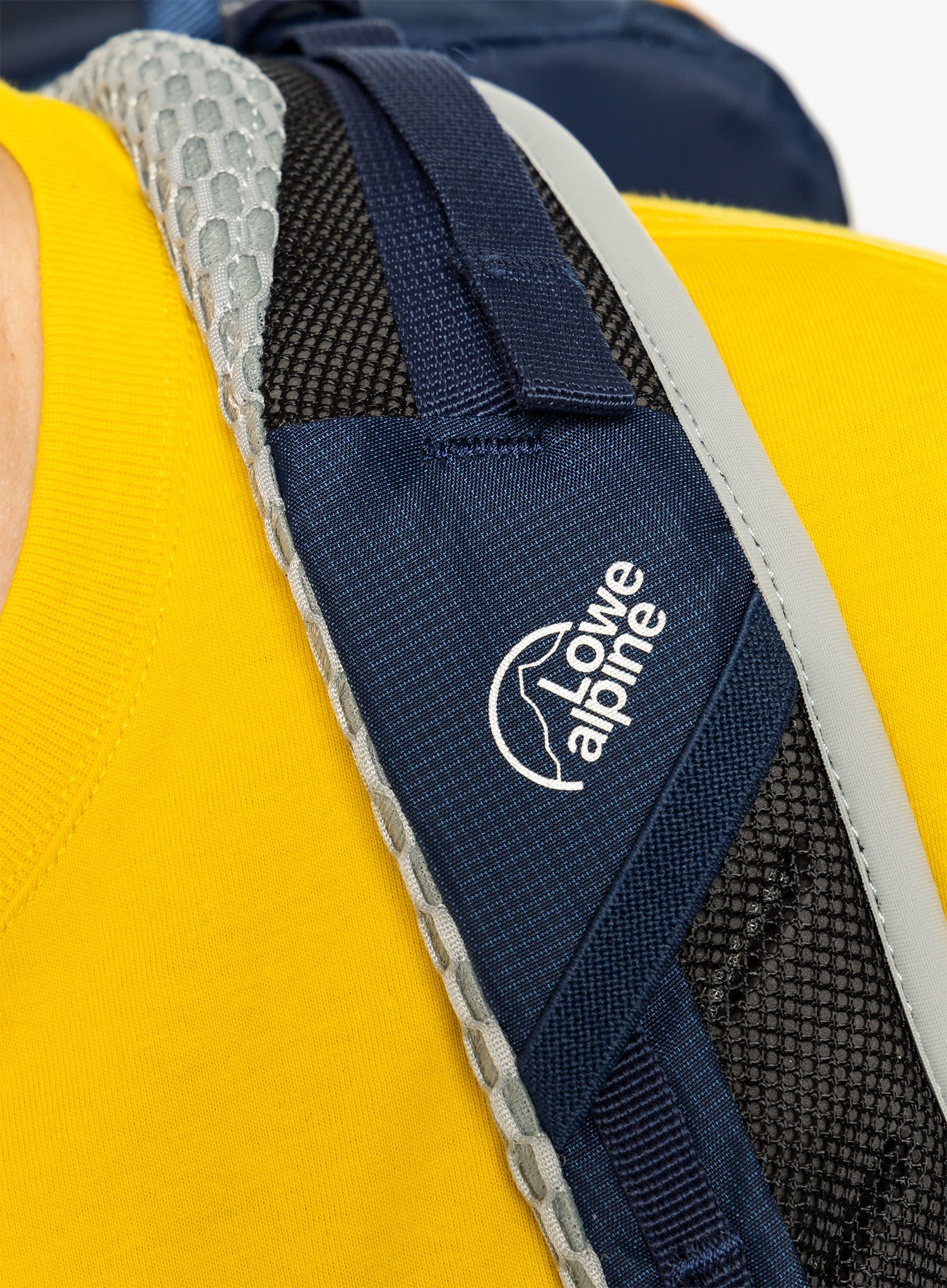 Planinarski ruksak Lowe Alpine AirZone Trek 28 - navy
