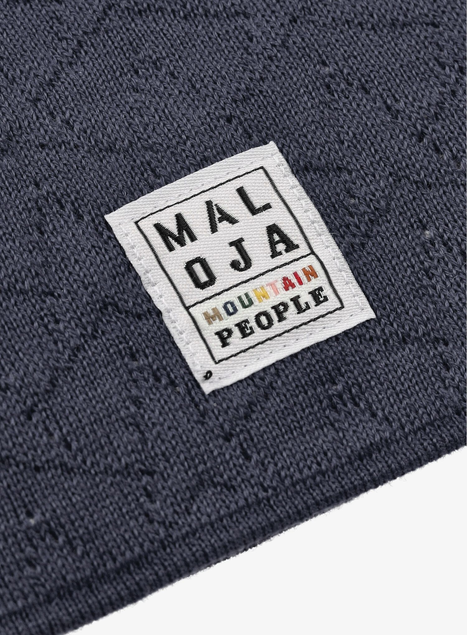 Zimska kapa Maloja Cavour - midnight