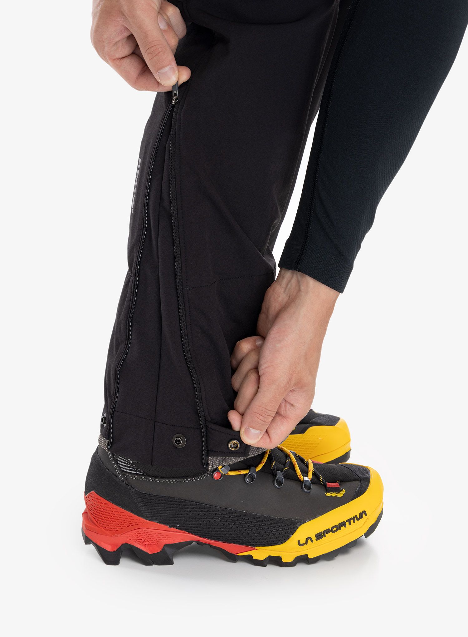 Softshell hlače Patagonia Alpine Guide Pants - ink black