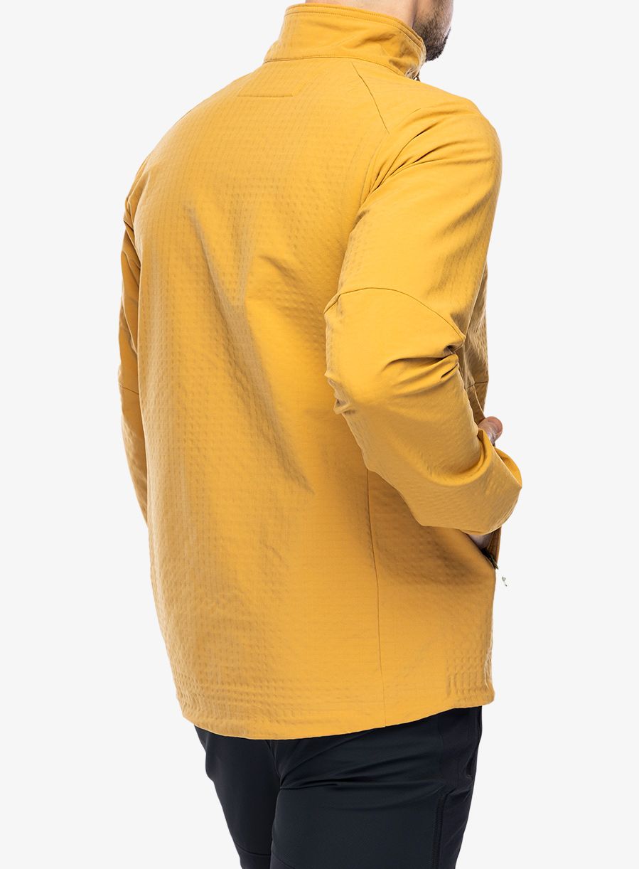 Softshell jakna Patagonia R1 TechFace Jacket - pufferfish gold