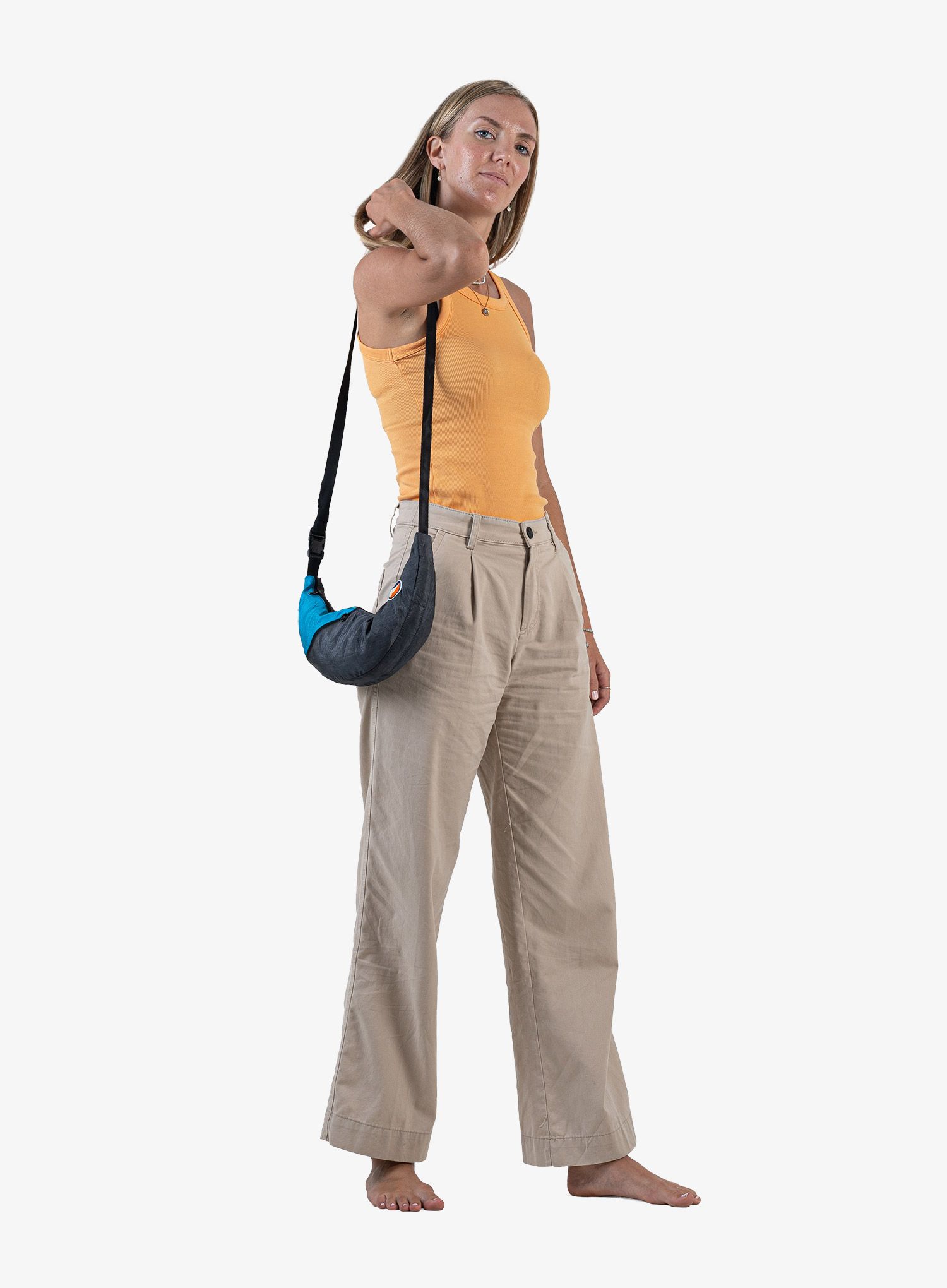 Torba Ticket To The Moon Upcycled Sling Bag - dark grey/aqua