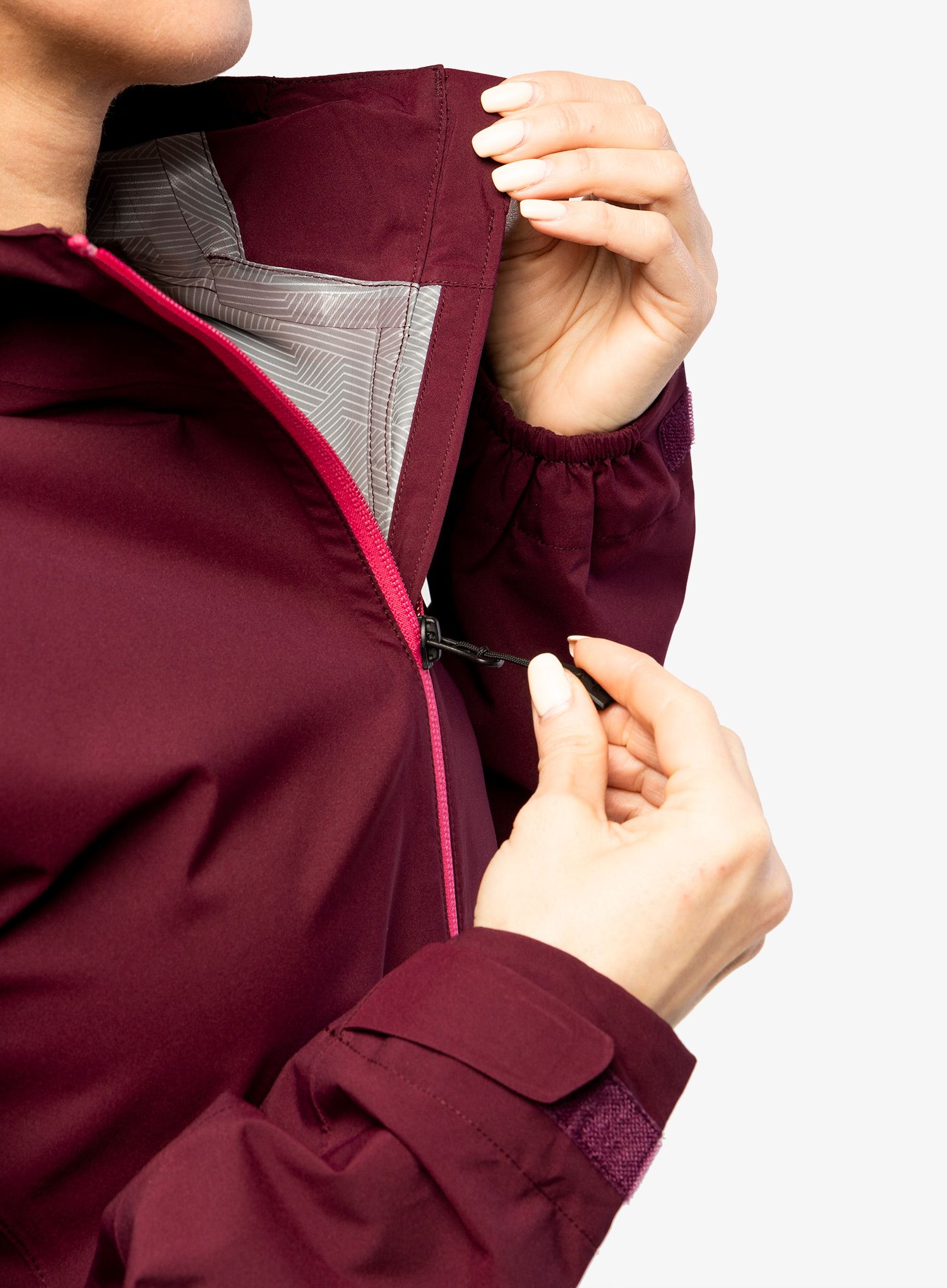 Ženska kišna jakna Vaude Moab Rain Jacket II - cassis