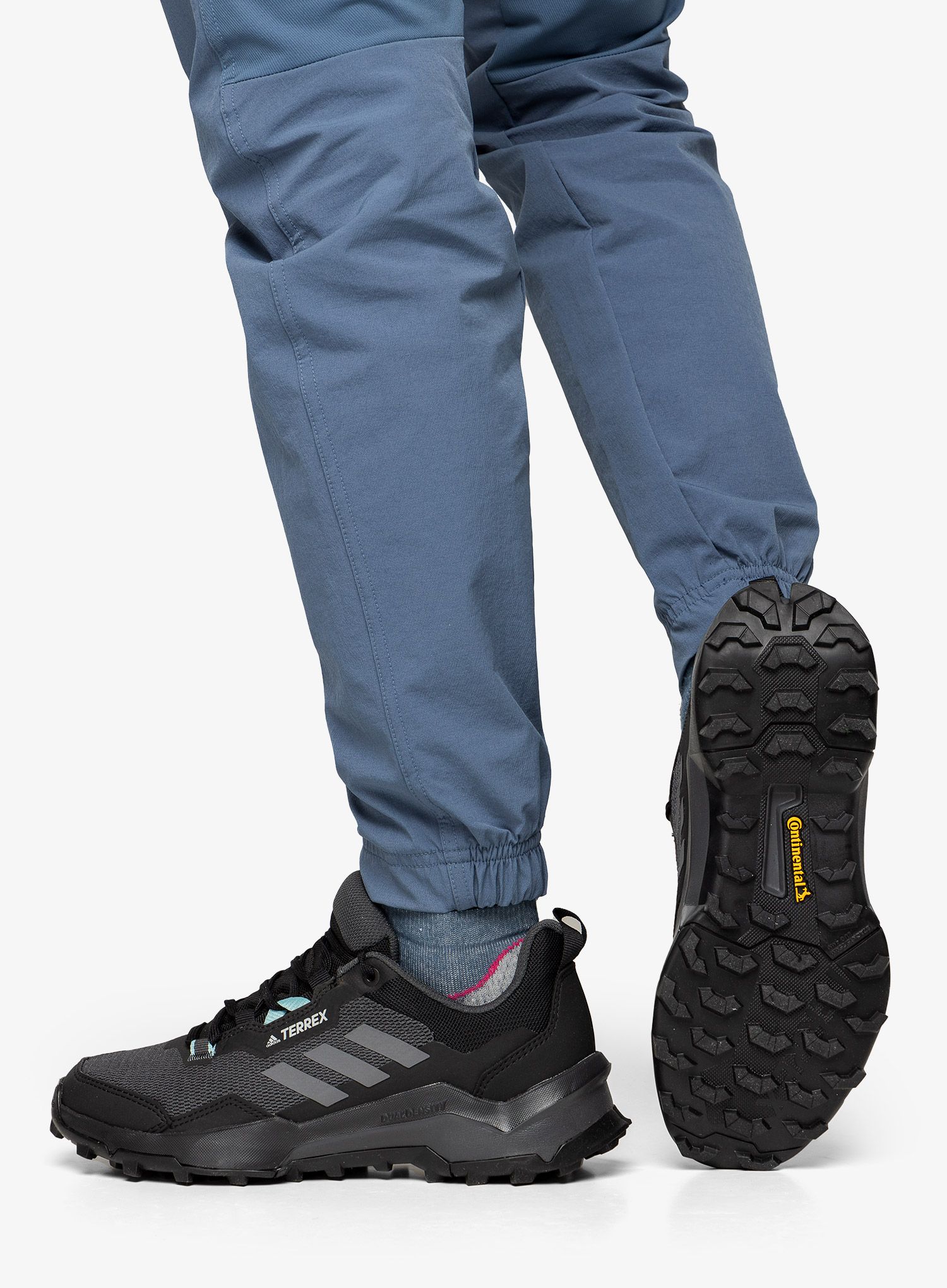 Ženske trekking cipele adidas TERREX AX4 - core black/grey three/mint ton
