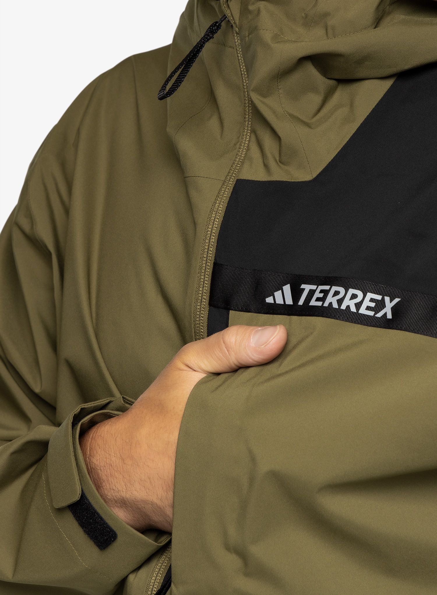 Kišna jakna adidas TERREX Multi RAIN.RDY 2.5L Jacket - focus olive/black