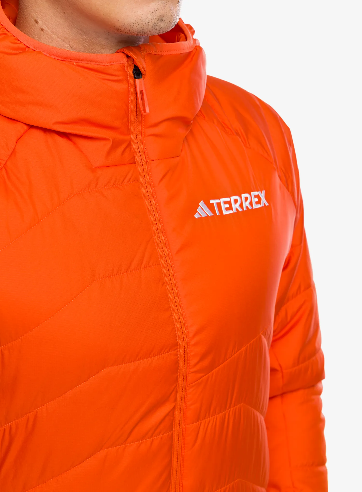 Jakna s postavom adidas TERREX Multi Synthetic Insulated Hooded Jkt - semi impact orange
