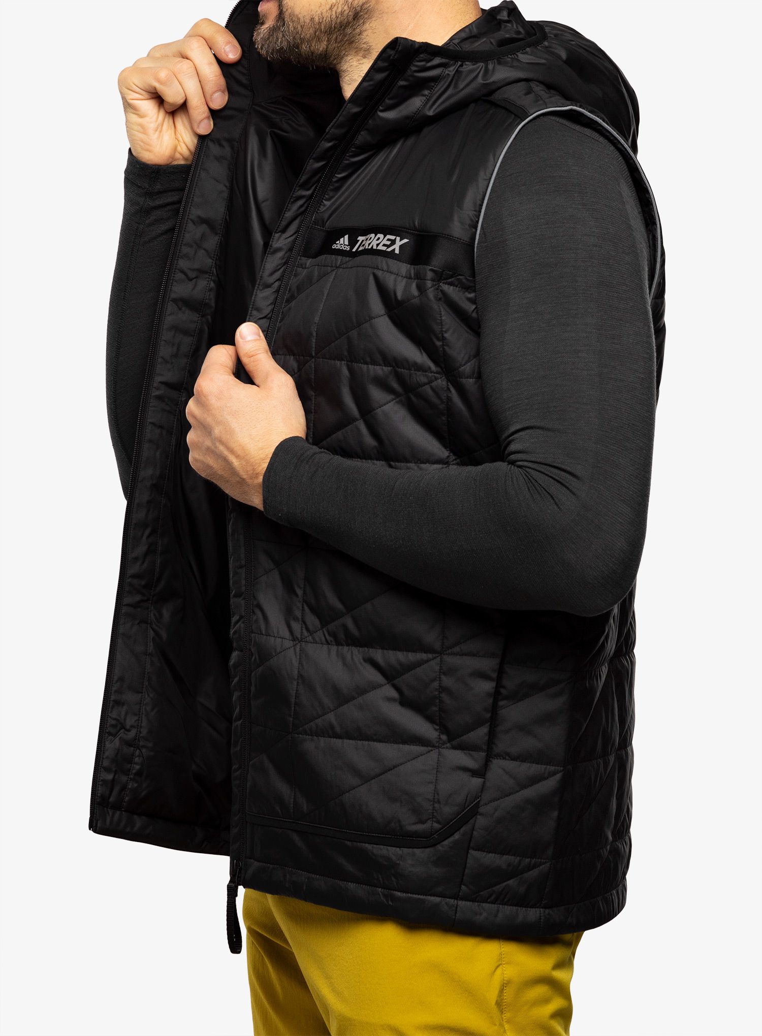 Prsluk adidas TERREX Multi Synthetic Insulated Vest - black