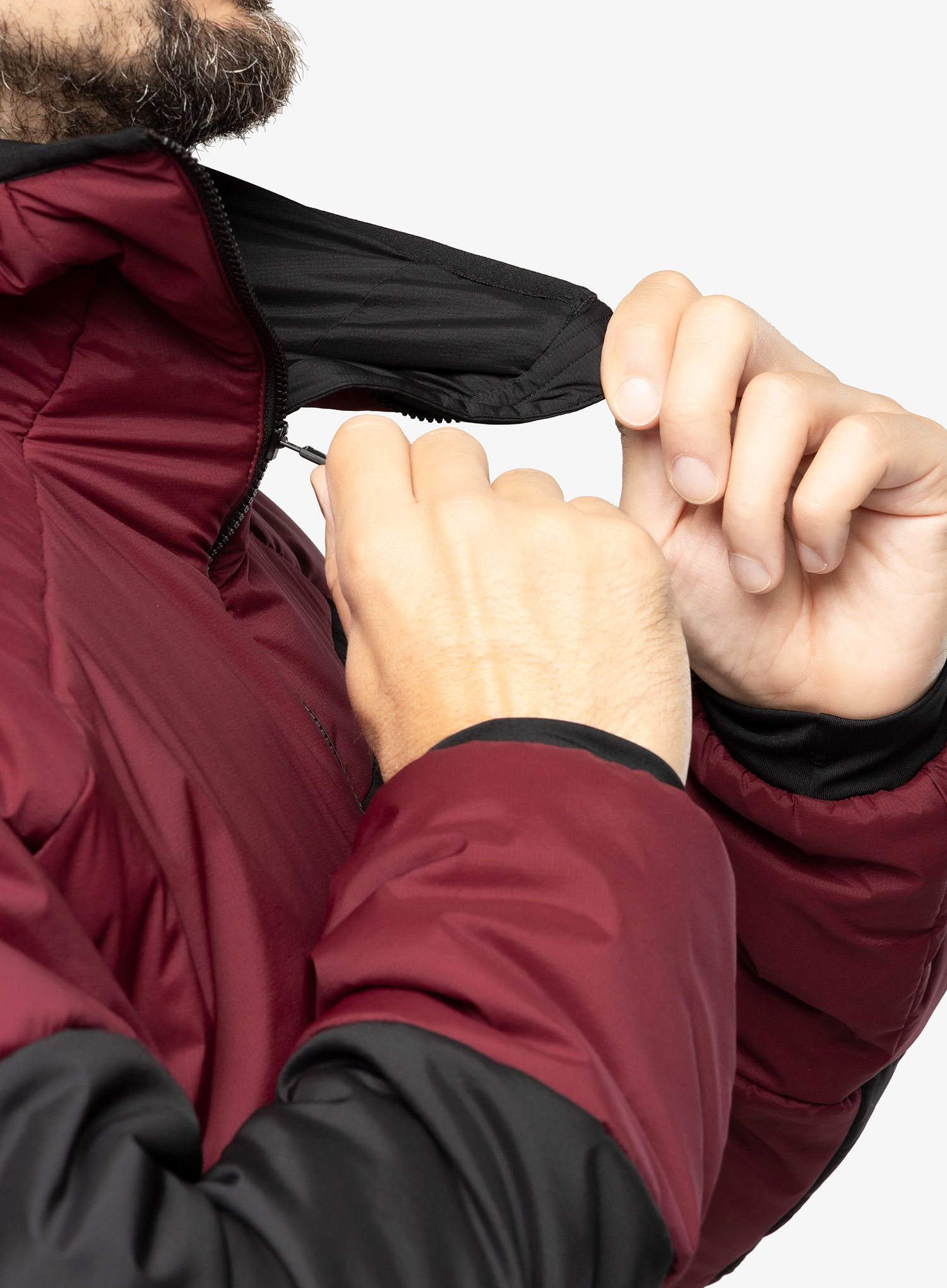 Jakna s postavom adidas TERREX Techrock Stretch PrimaLoft Hooded Jkt - shared/black
