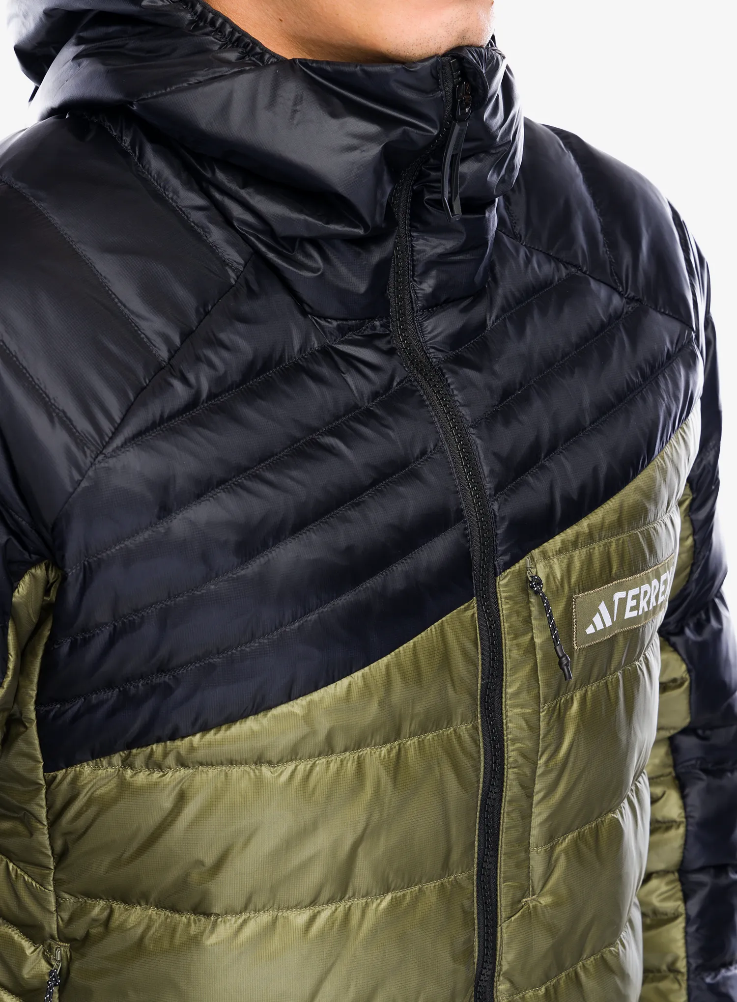 Pernata jakna adidas TERREX Xperior COLD.RDY Down Hooded Jkt - olive strata/black