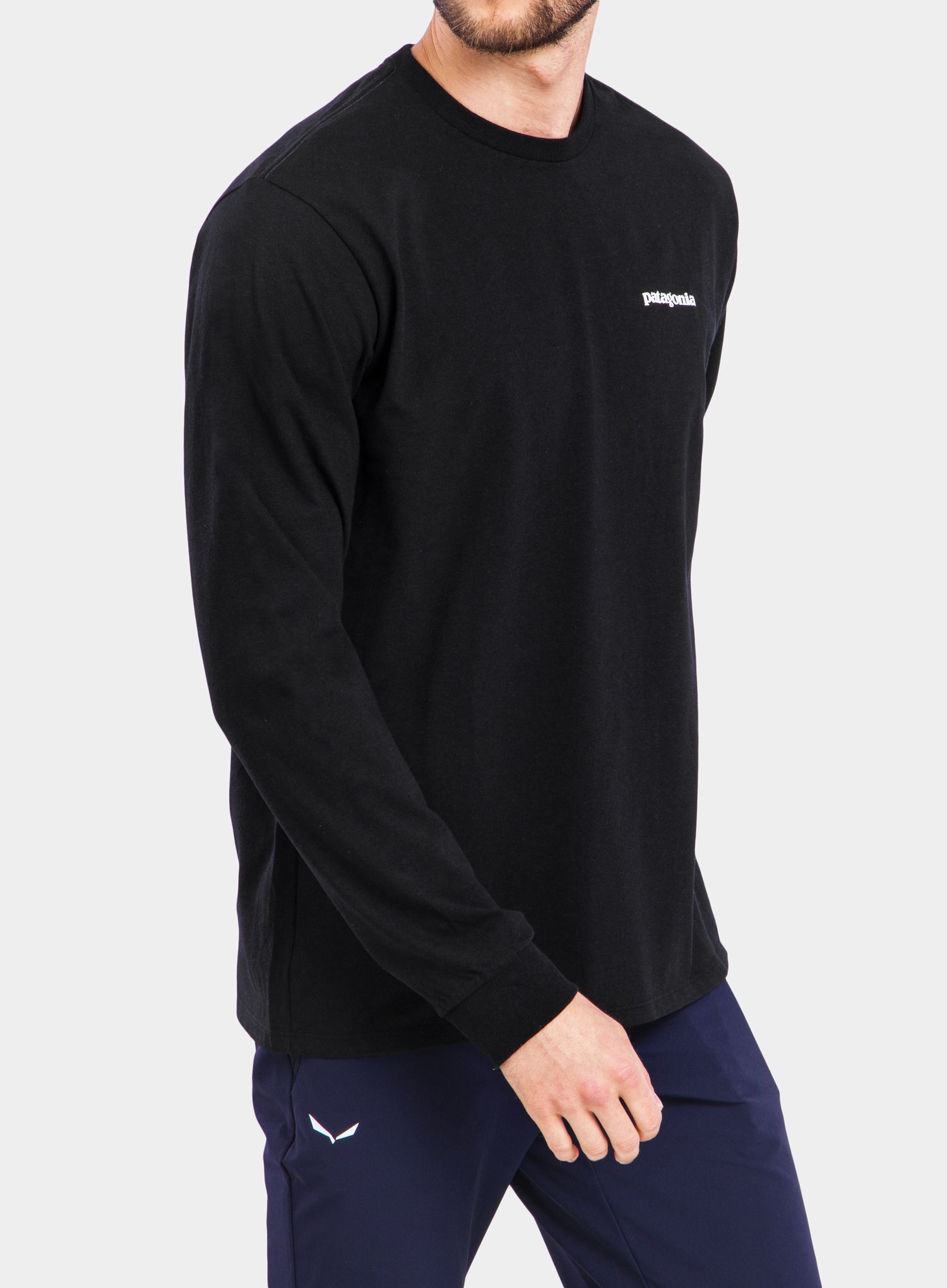 Dukserica Patagonia L/S P-6 Logo Responsibili-Tee - black