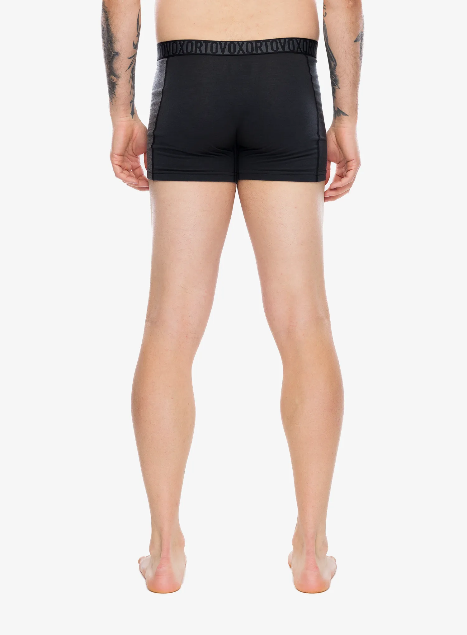 Termoaktivne bokserice Ortovox 150 Essential Trunks - black raven