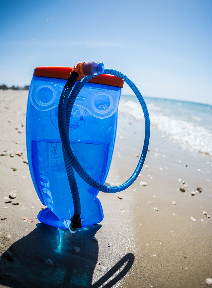 Mijeh za vodu Source Widepac 2L - transparent blue