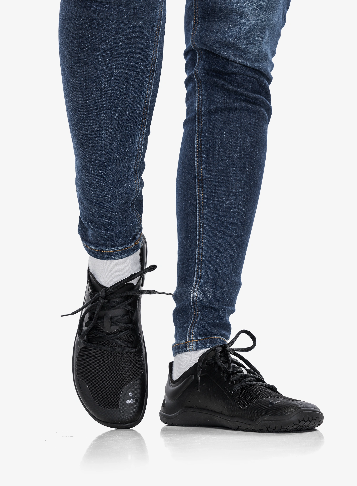 Ženske lifestyle cipele Vivobarefoot Primus Lite III - obsidian