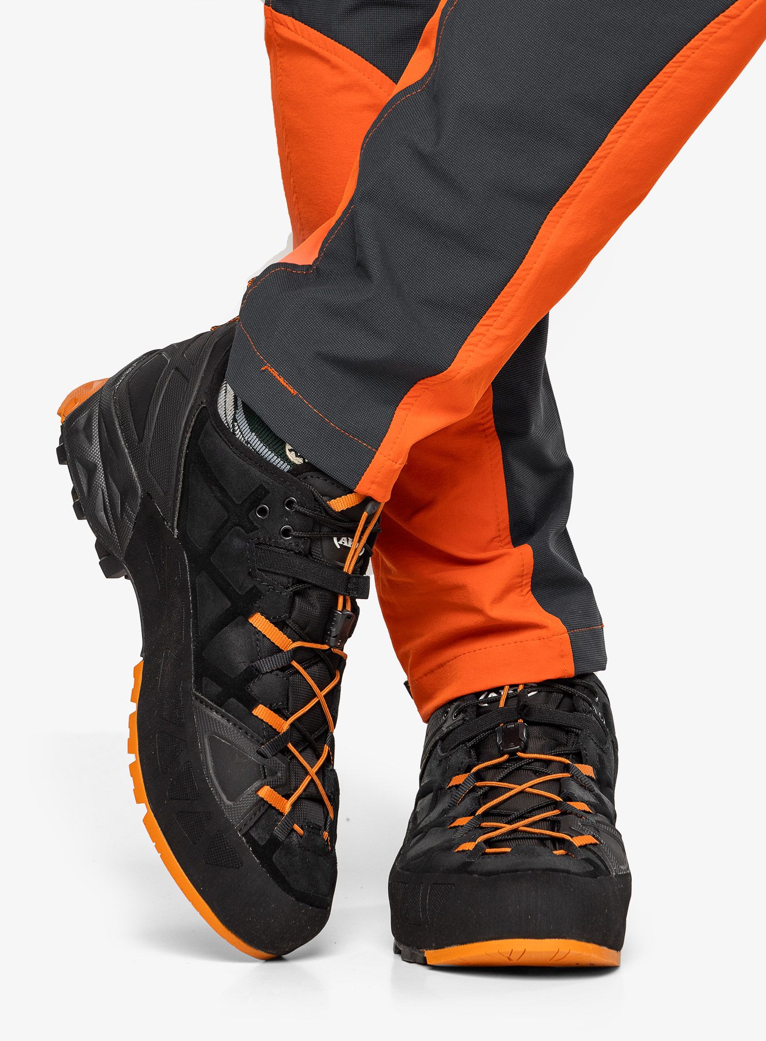 Pristupne cipele AKU Rock DFS GTX - black/orange