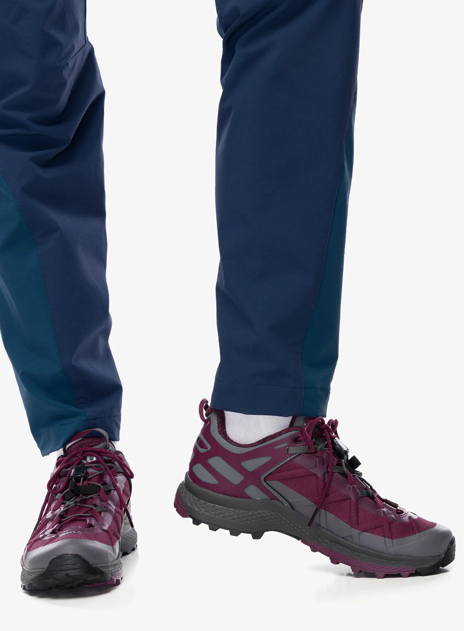 Ženske planinarske cipele AKU Rocket DFS GTX - deep violet/anthracite