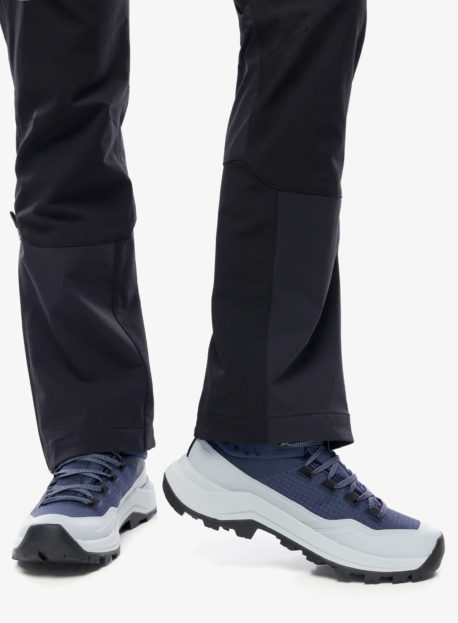 Visoke ženske planinarske cipele Mammut Sertig III Mid GTX - marine/platinum