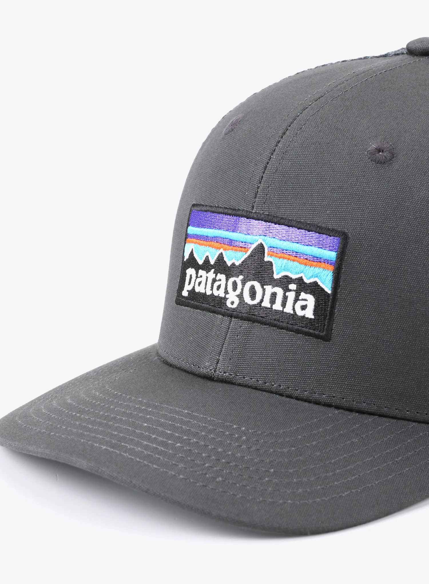 Kapa Patagonia P-6 Logo Trucker Hat - forge grey