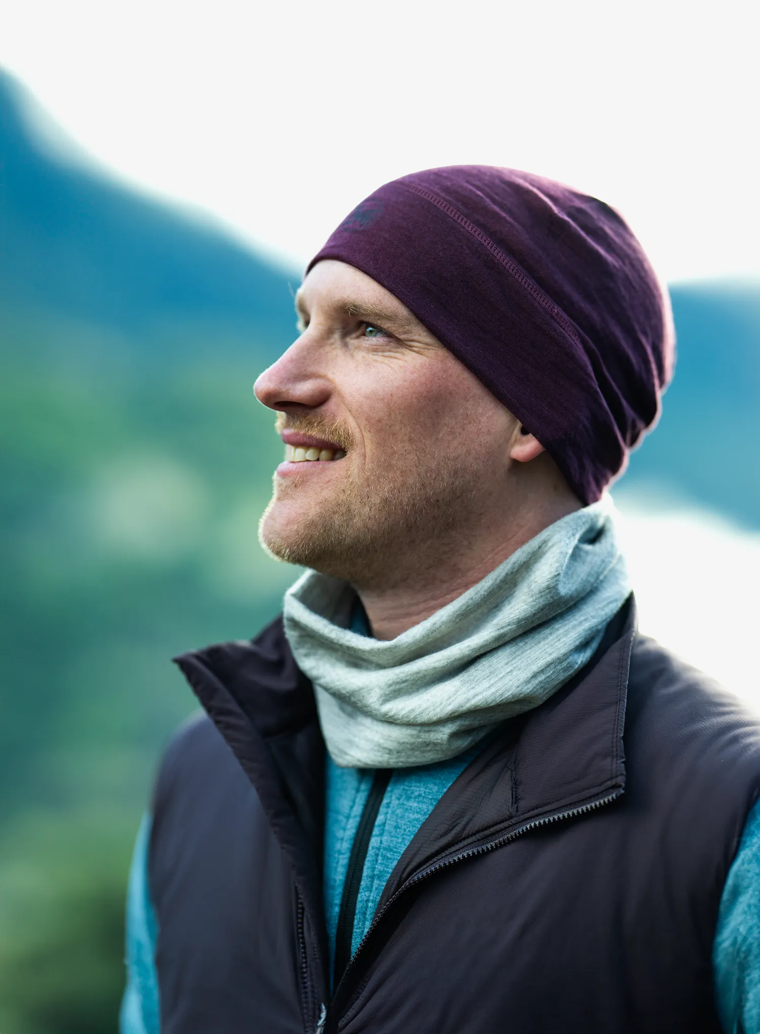 Termo kapa Buff Lightweight Merino Beanie - solid night blue