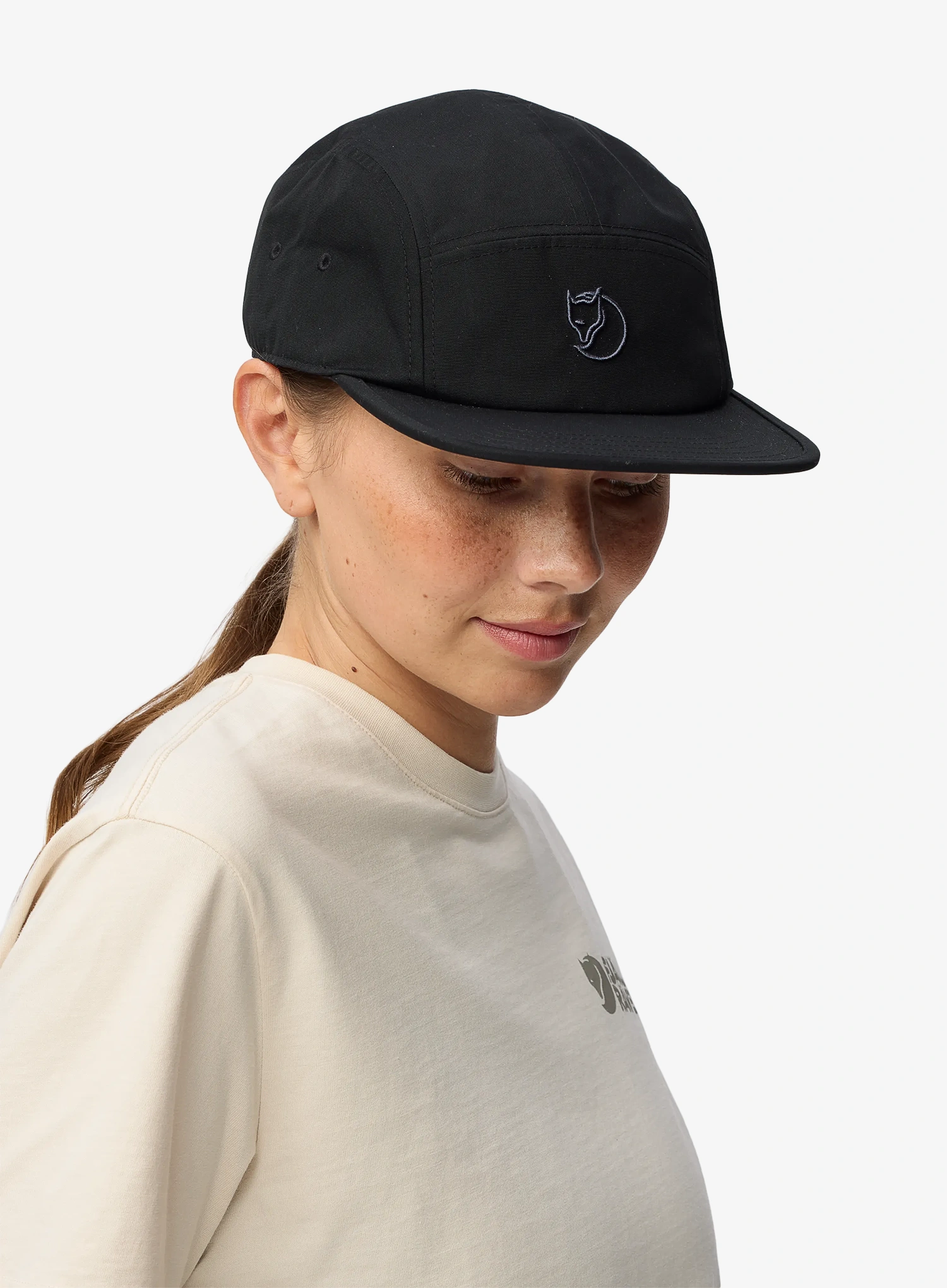 Kačket Fjallraven Fjallraven Flat Brim Cap - black