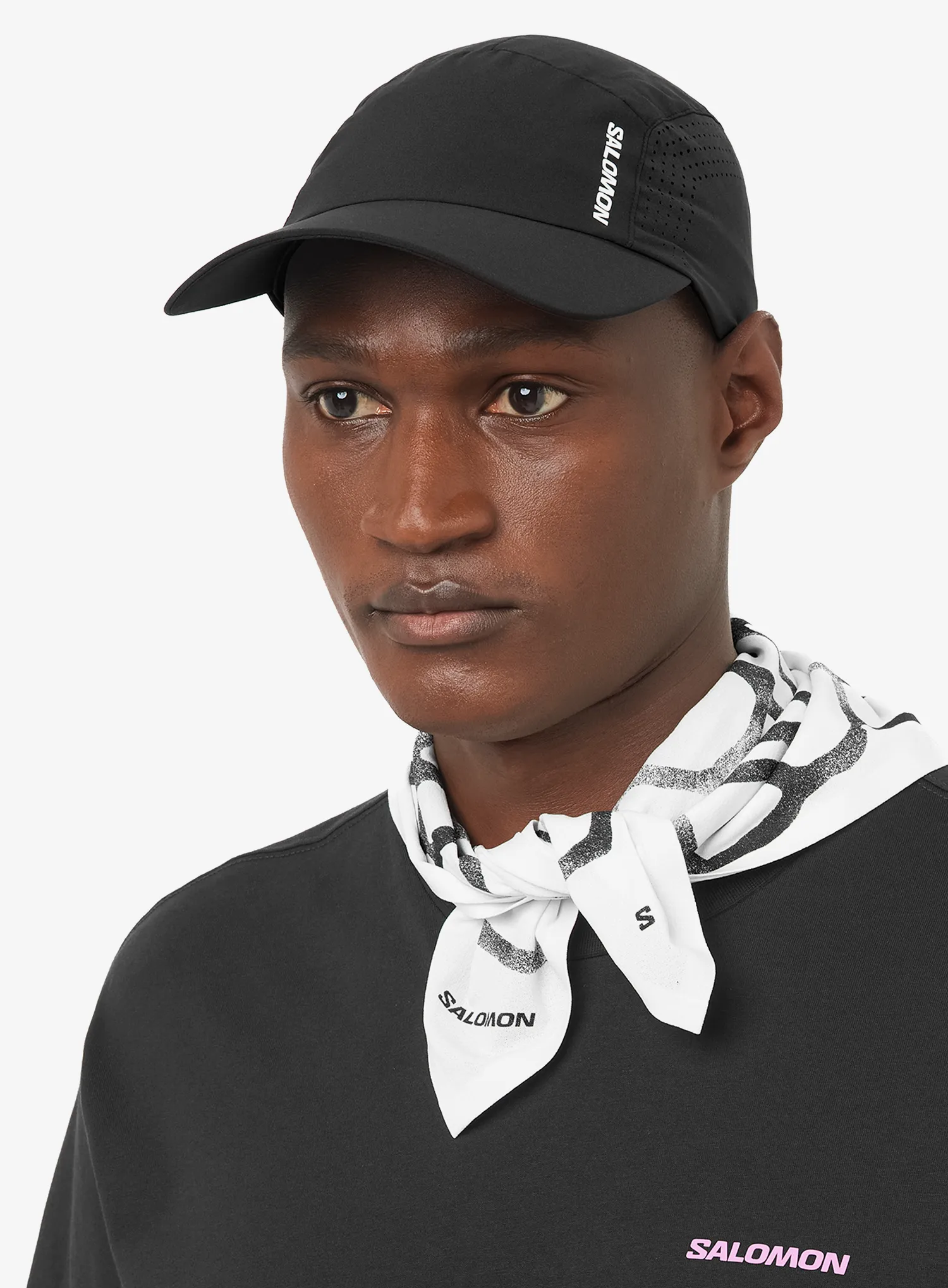 Kačket Salomon Shakeout Cap - deep black