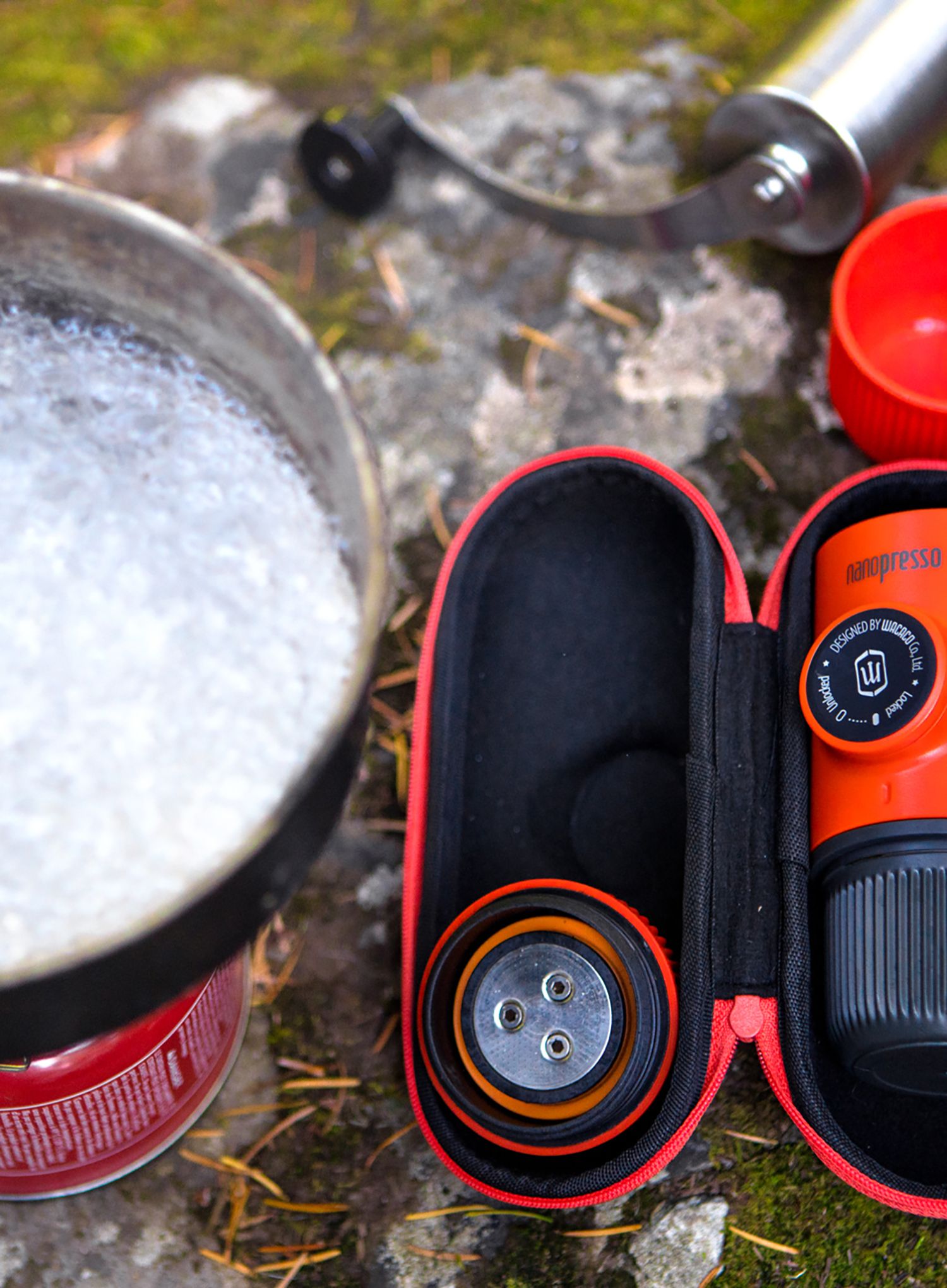 Aparat za kavu Wacaco Nanopresso Elements + etui - lava red