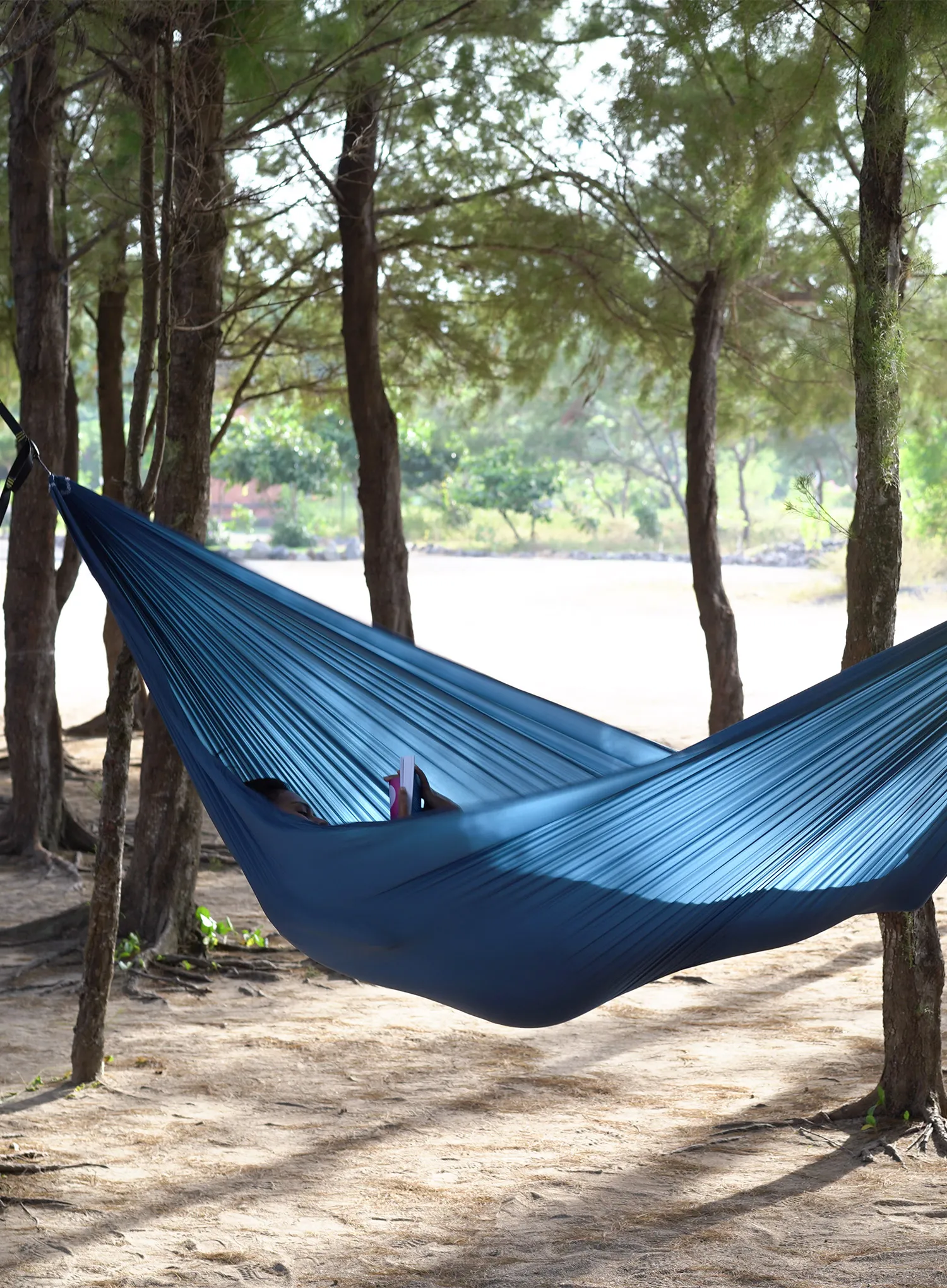 Viseća mreža Ticket To The Moon Lightest Hammock - navy blue