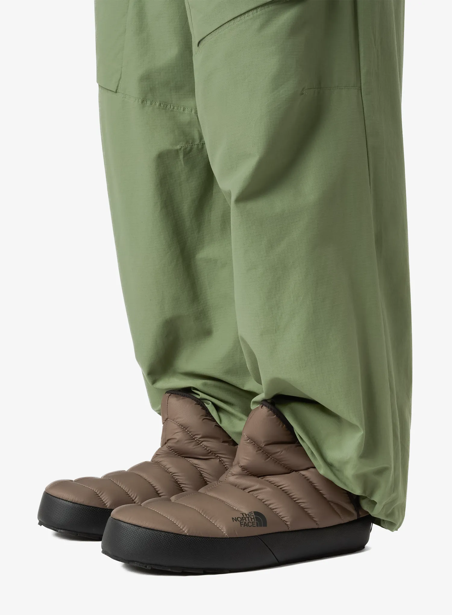 Papuče s postavom The North Face ThermoBall Traction Bootie - mocha brown/tnf black