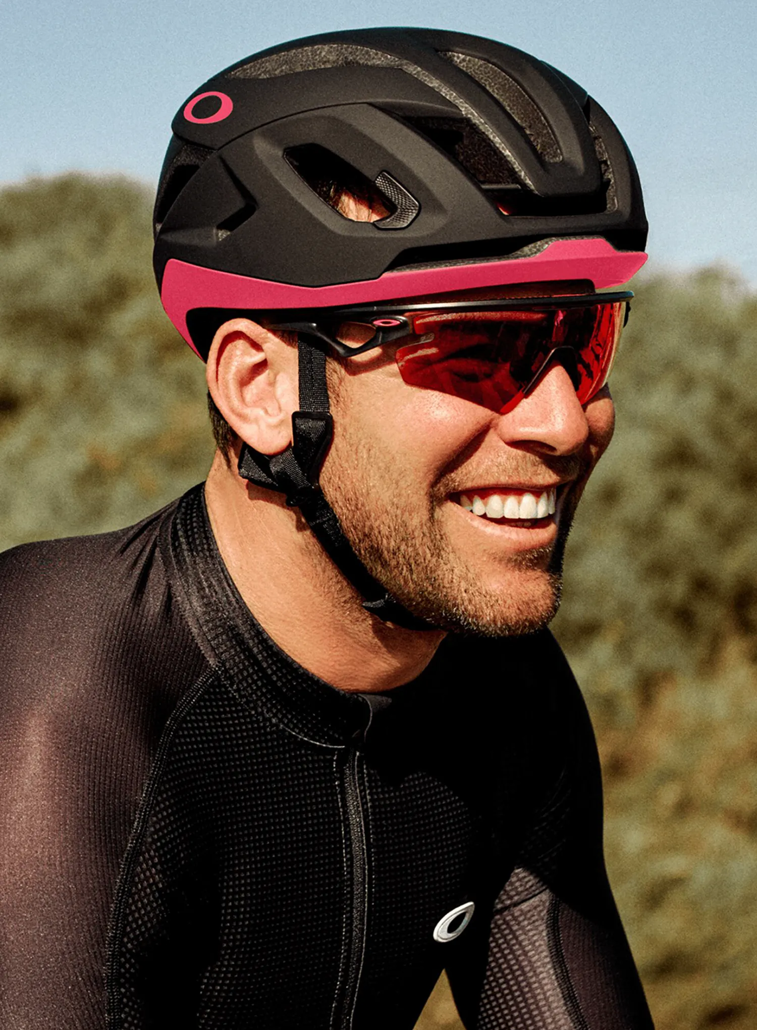 Biciklistička kaciga Oakley Aro5 Race EU - giro d.italia