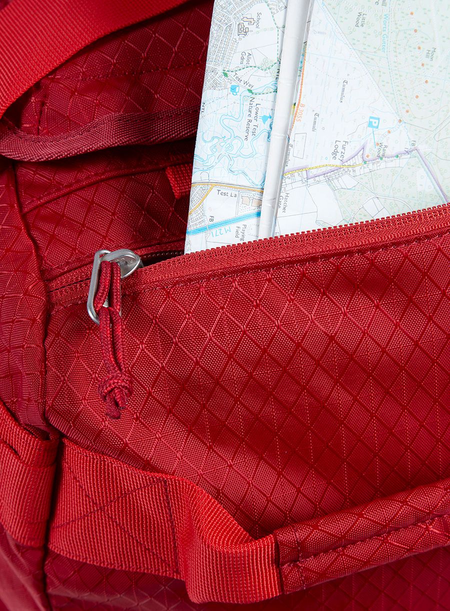 Putna torba Berghaus Expedition Mule 40 - dark red/red