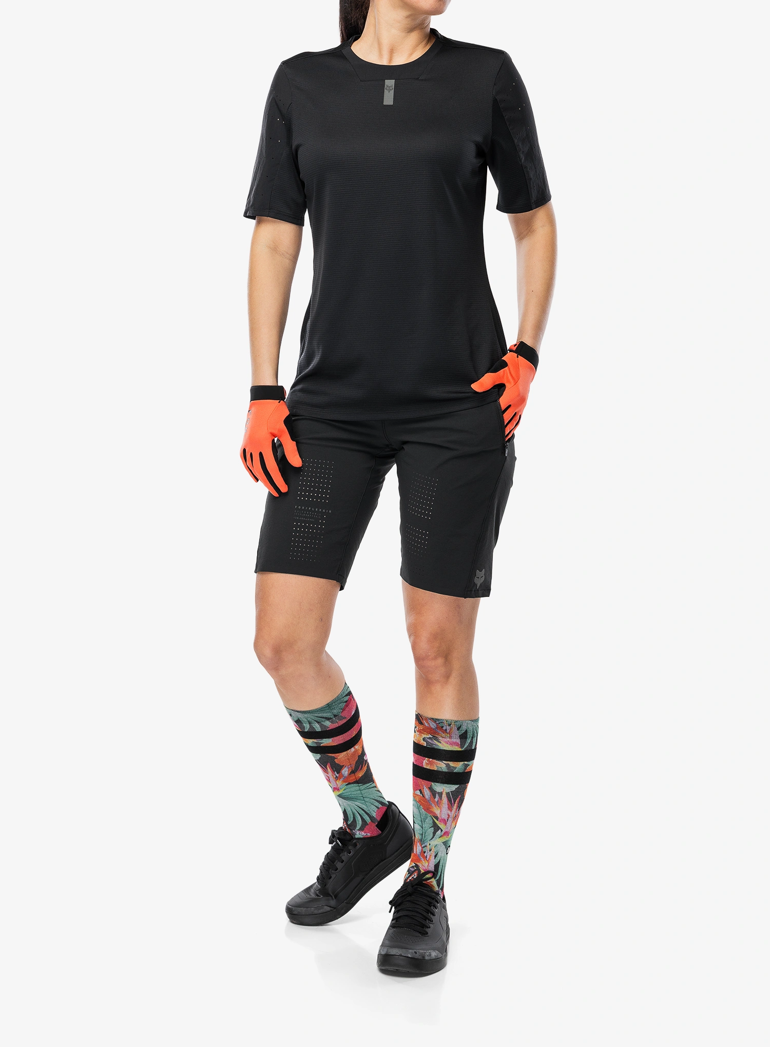 Ženska biciklistička majica Fox Defend SS Jersey - black