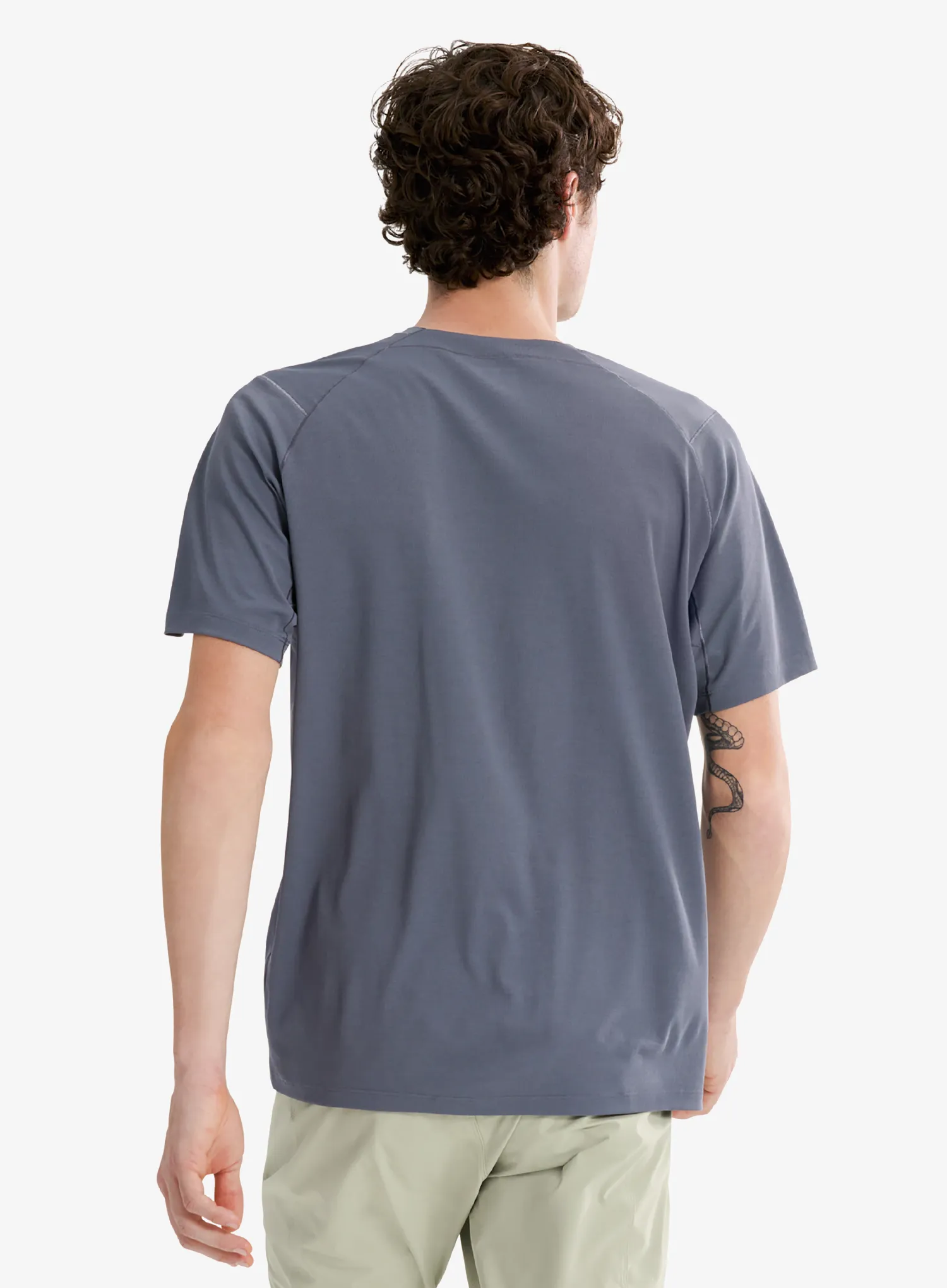 Brzosušeća majica Arcteryx Cormac Crew SS - dk stratus