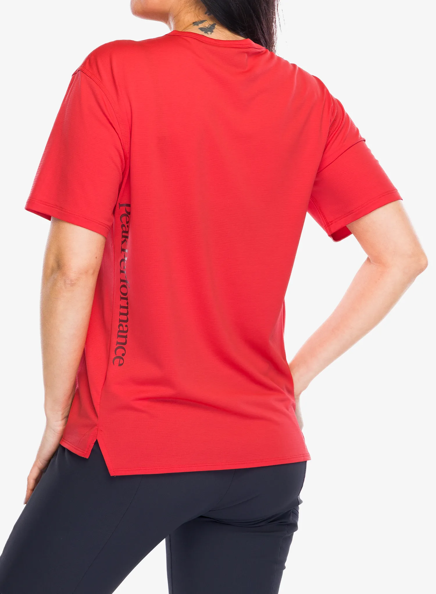 Ženska brzosušeća majica Peak Performance Trail SS - brilliant red