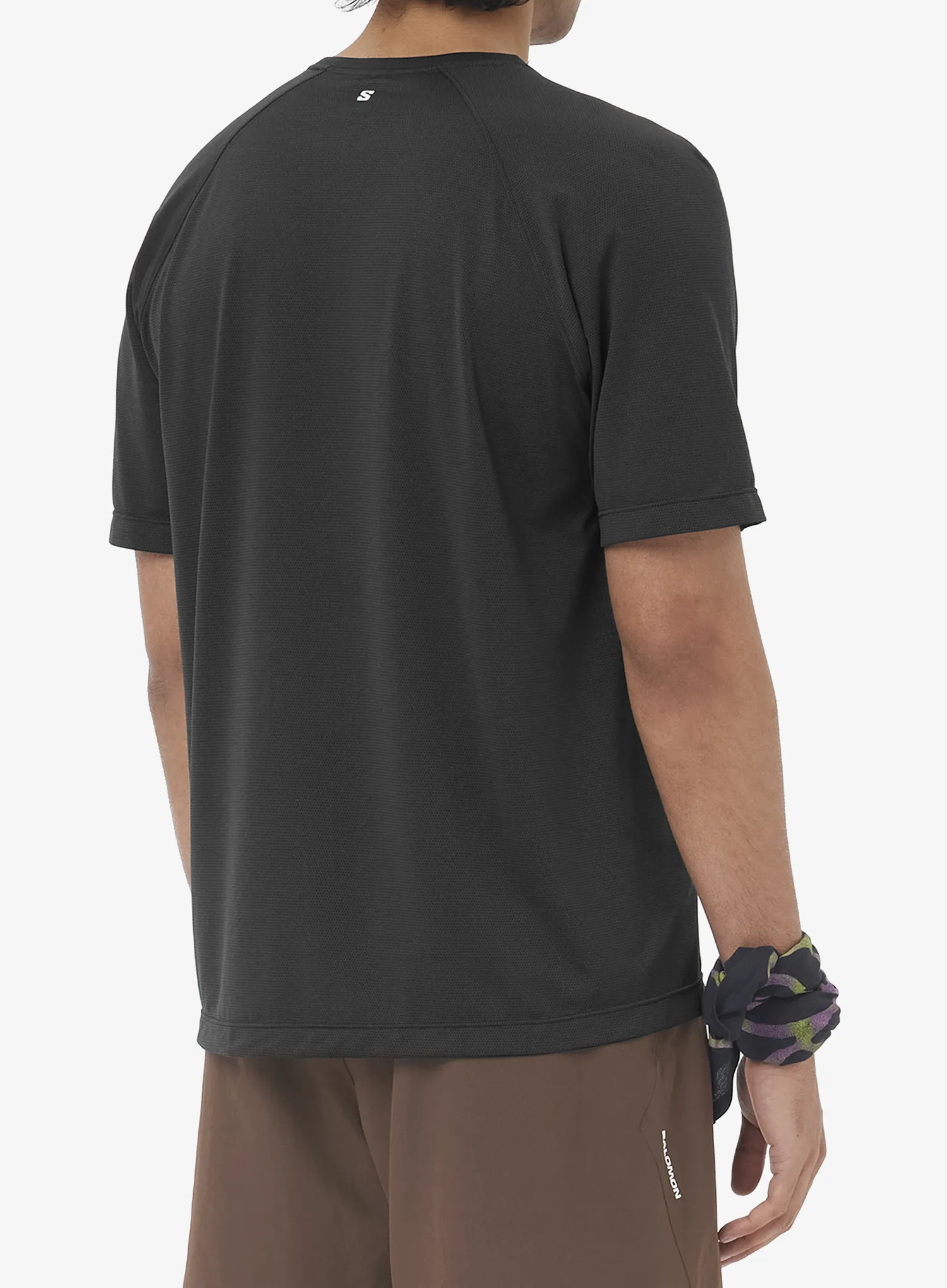 Brzosušeća majica Salomon Shkout Core S/S Tee GFX - deep black