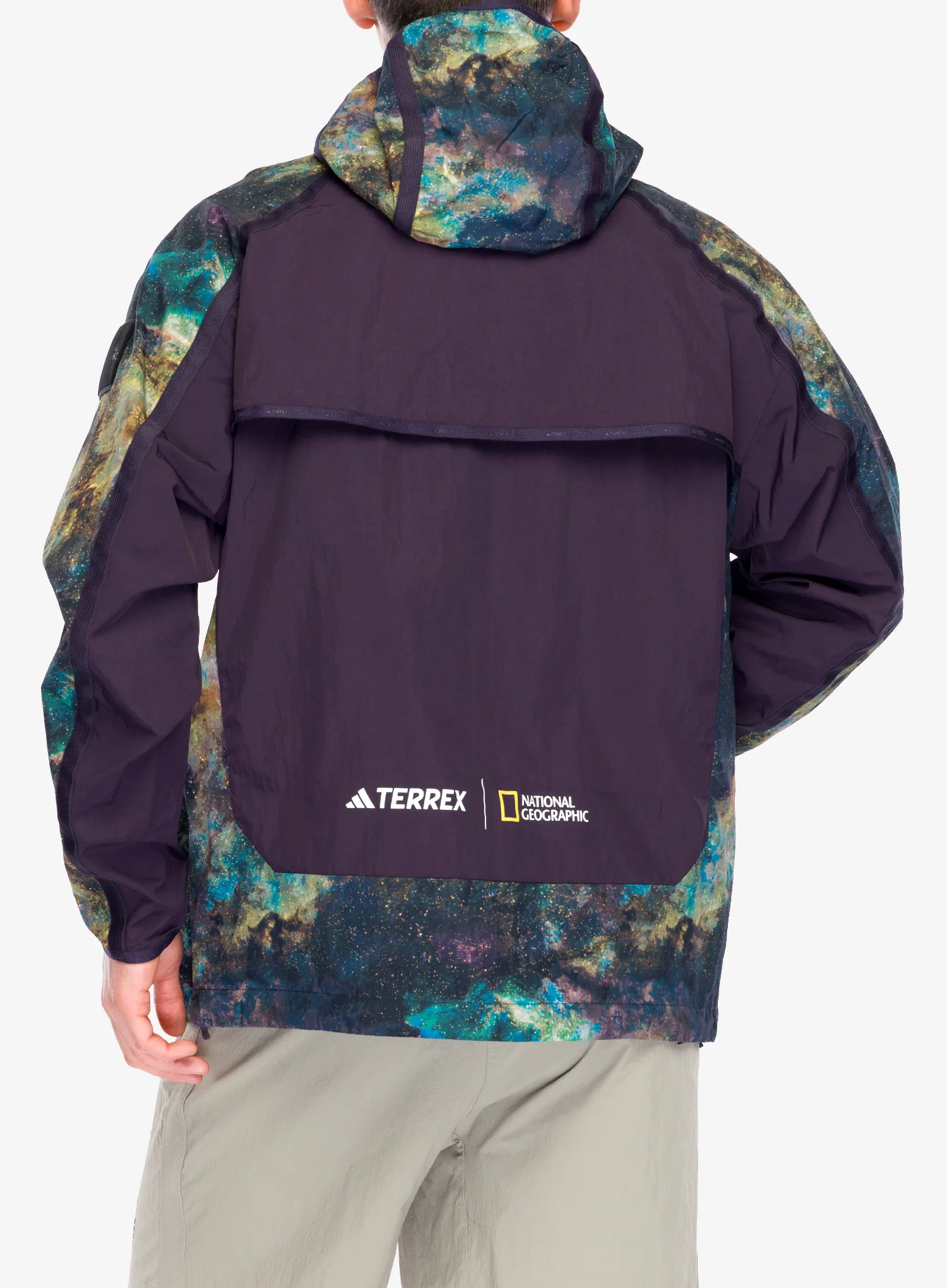 Vjetrovka adidas TERREX National Geographic WIND.RDY Jacket - aurora black