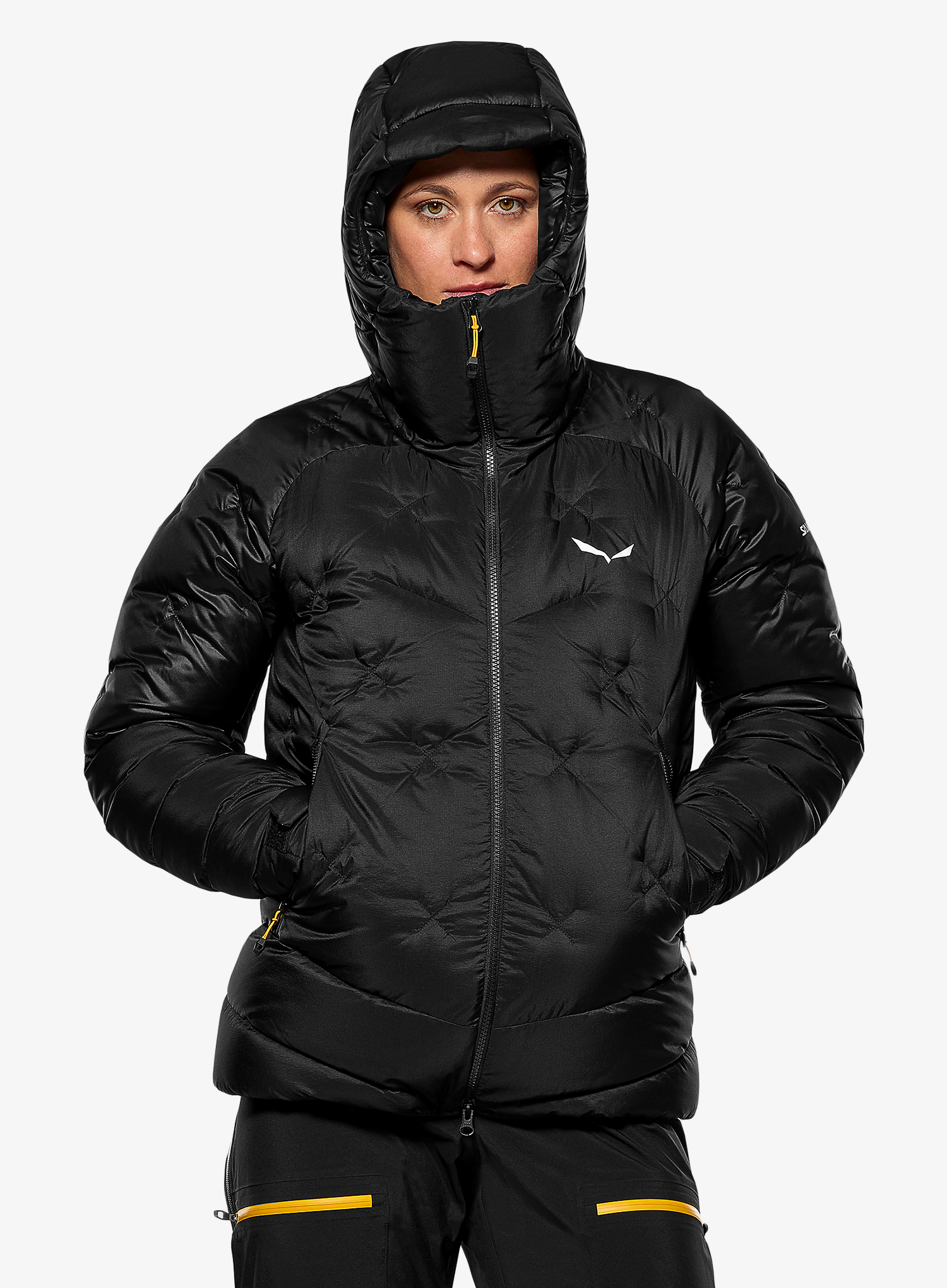 SalewaOrtlesHeavyRdsDownProJacket_blackout_fw26_4053866919579_1_446.webp
