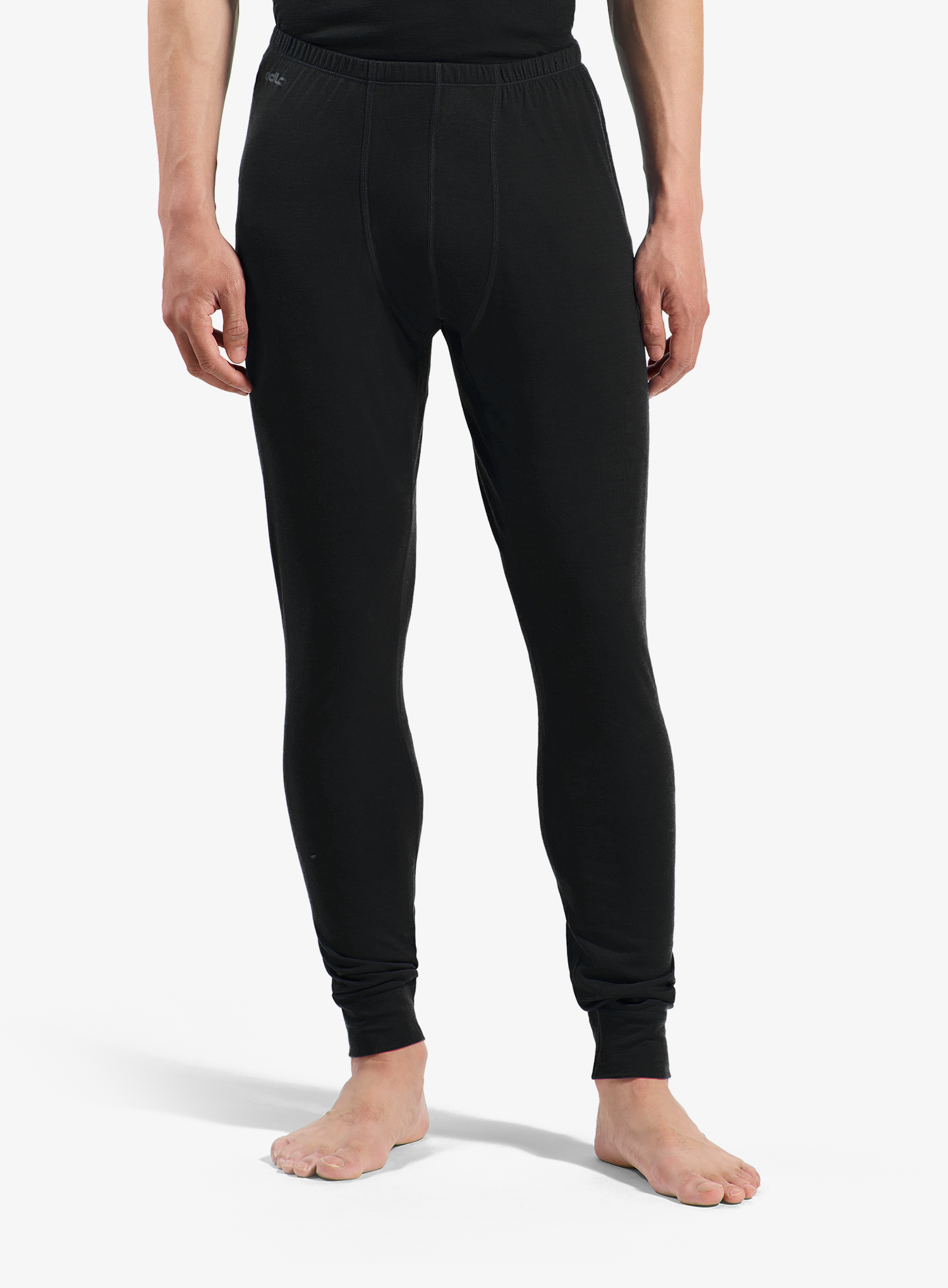 OdloMerinoFundamentalsBLBottomLong_black_fw26_7617977410942_1_077.webp