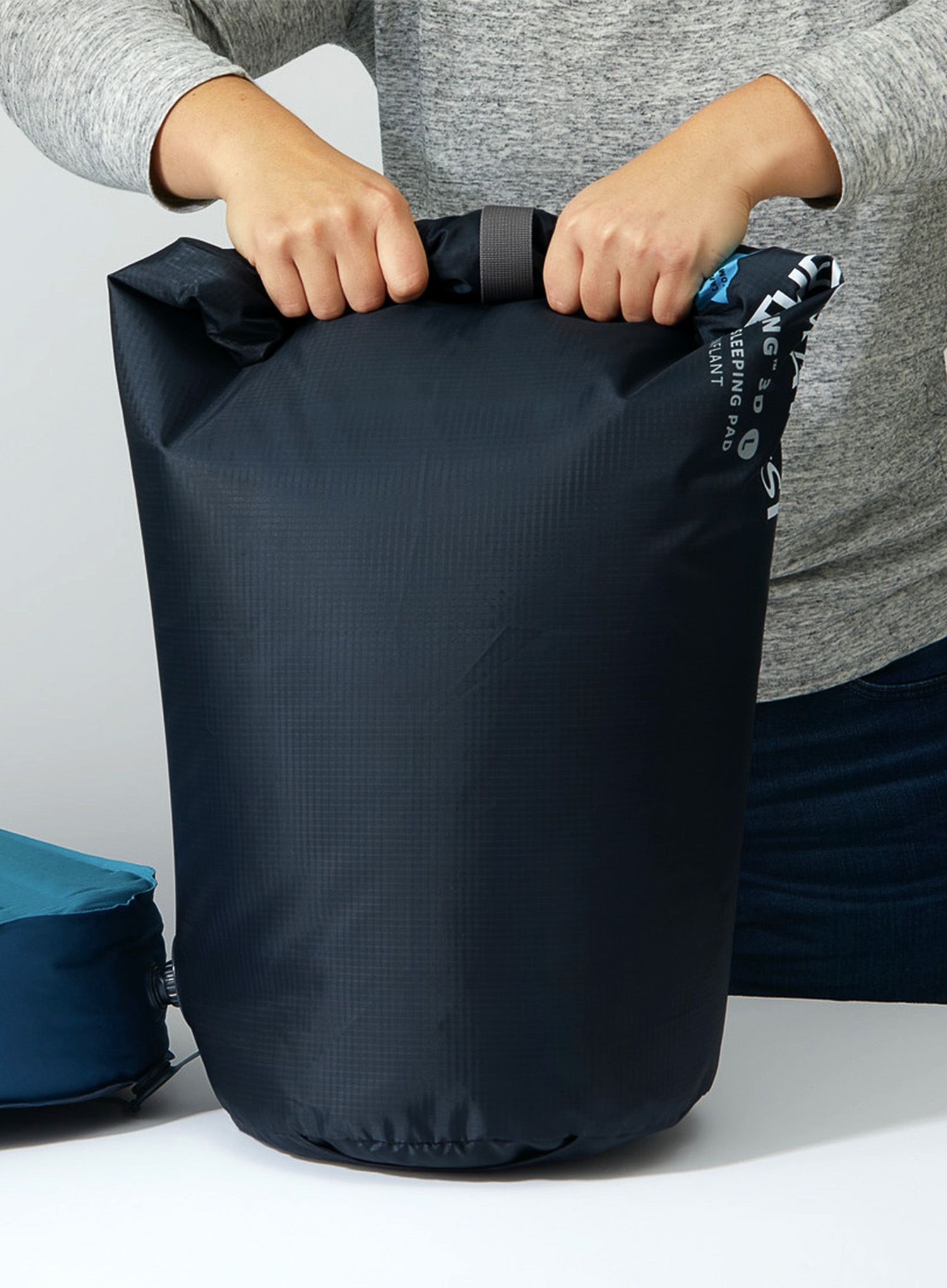 Samonapuhavajuća podloga Therm A Rest MondoKing 3D XXL - marine blue